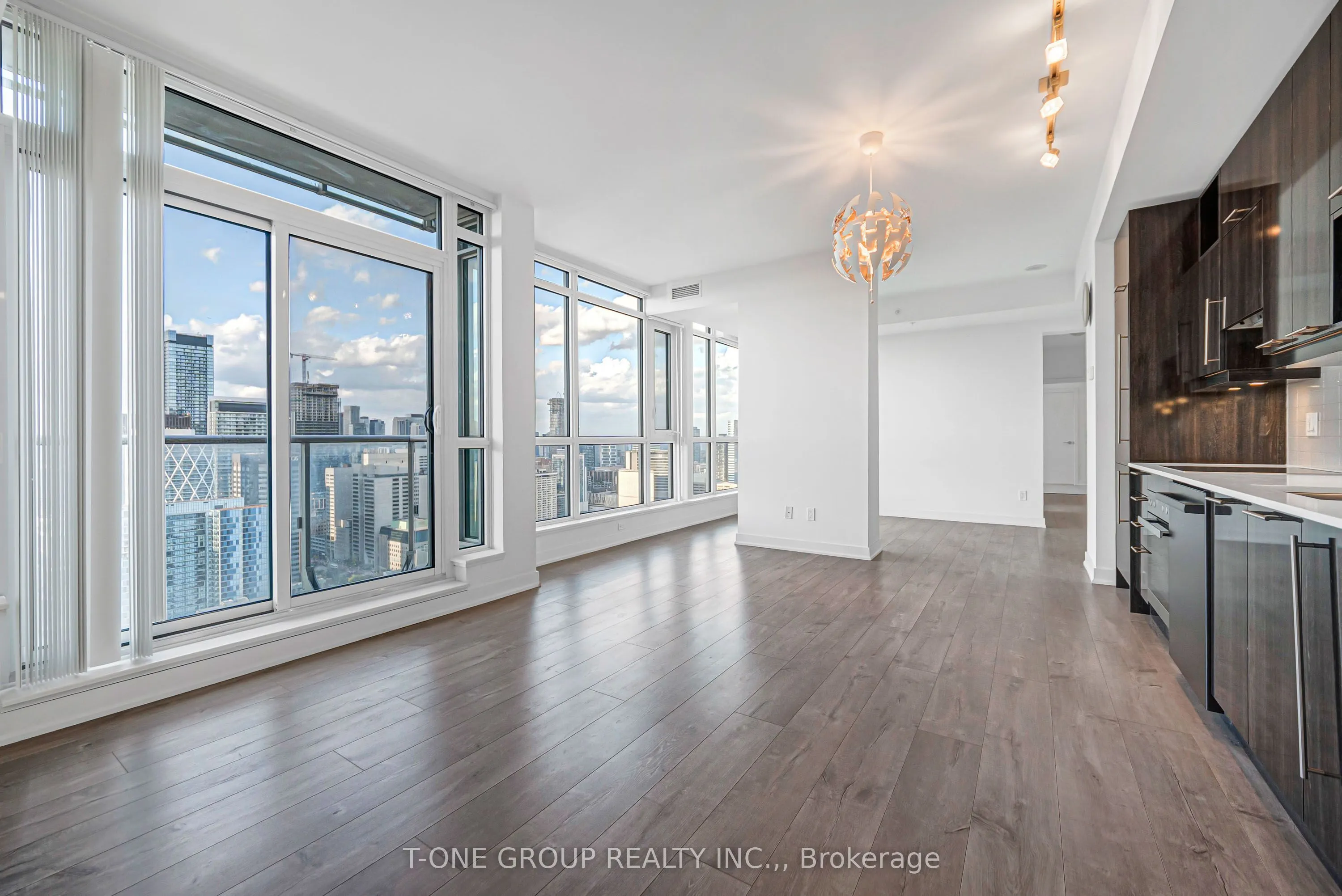 30 Nelson Street #3901