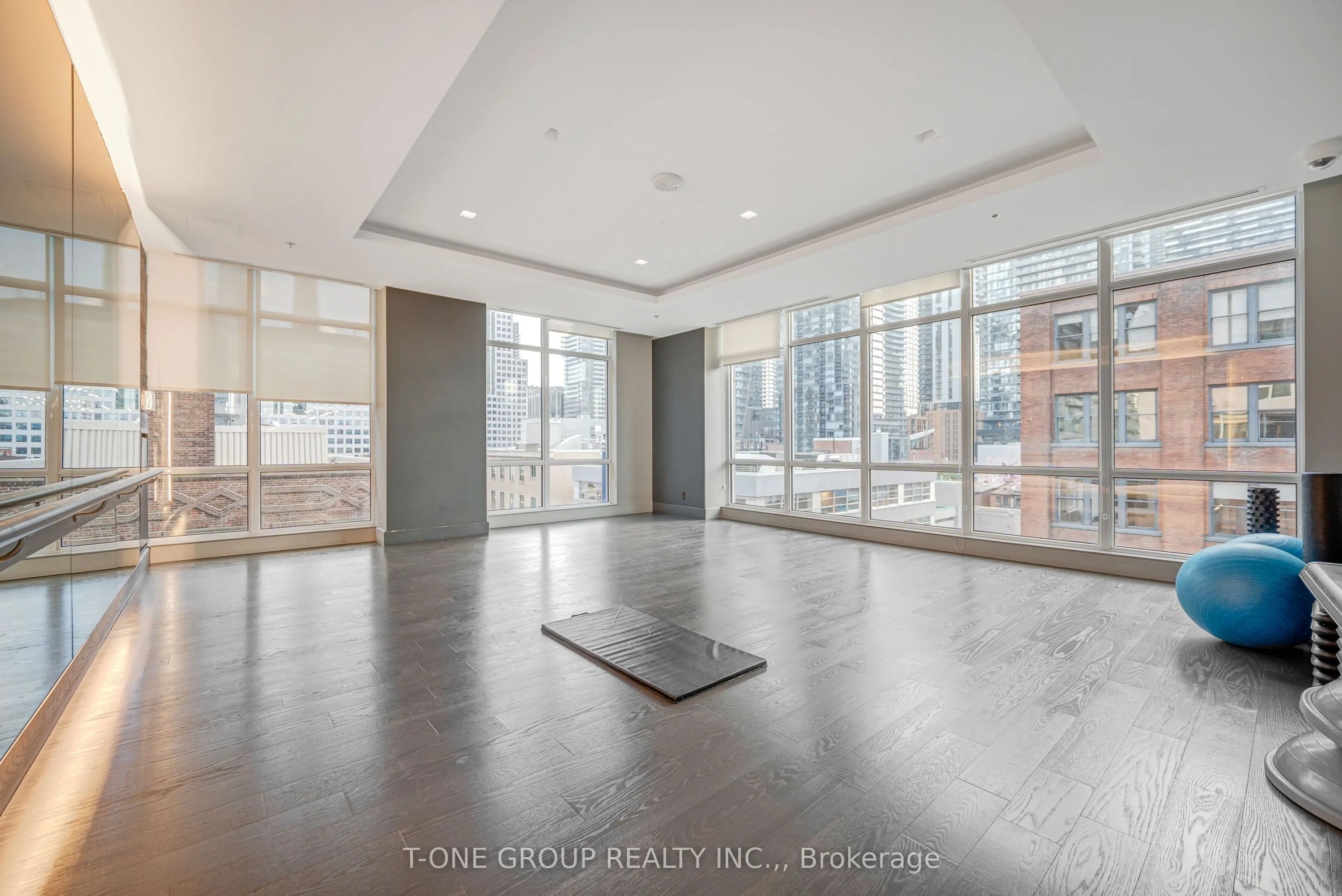 30 Nelson Street #3901
