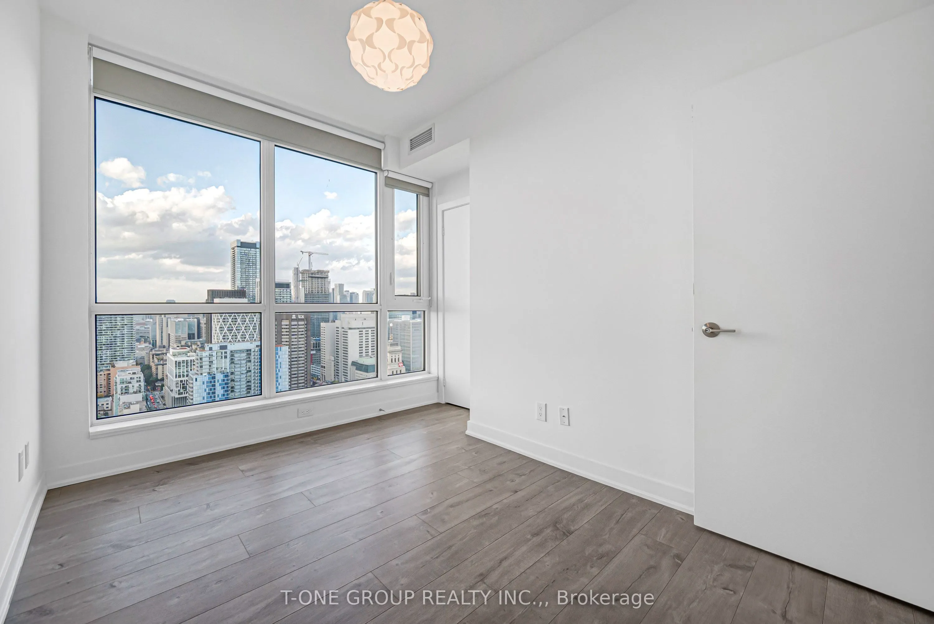 30 Nelson Street #3901