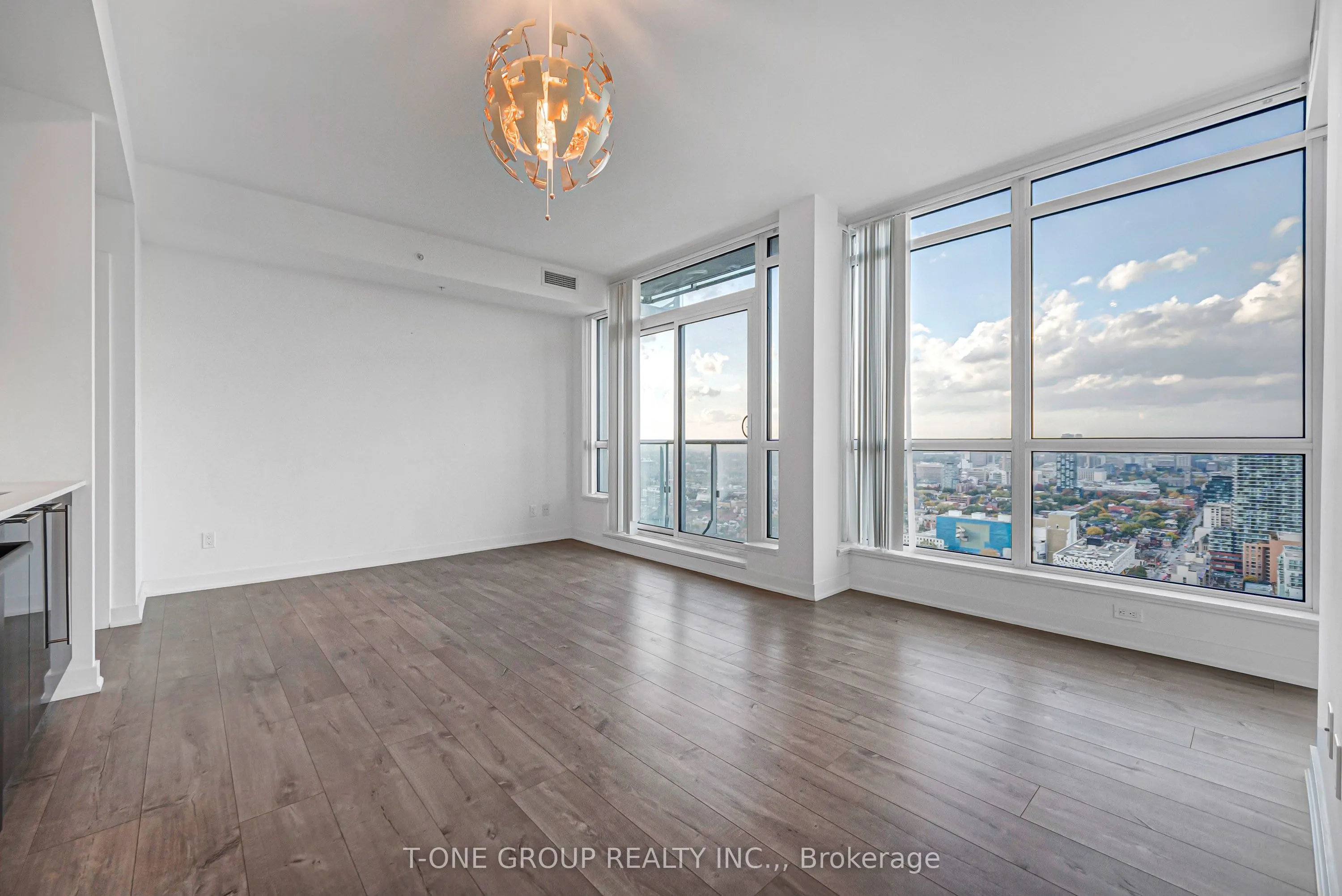 30 Nelson Street #3901