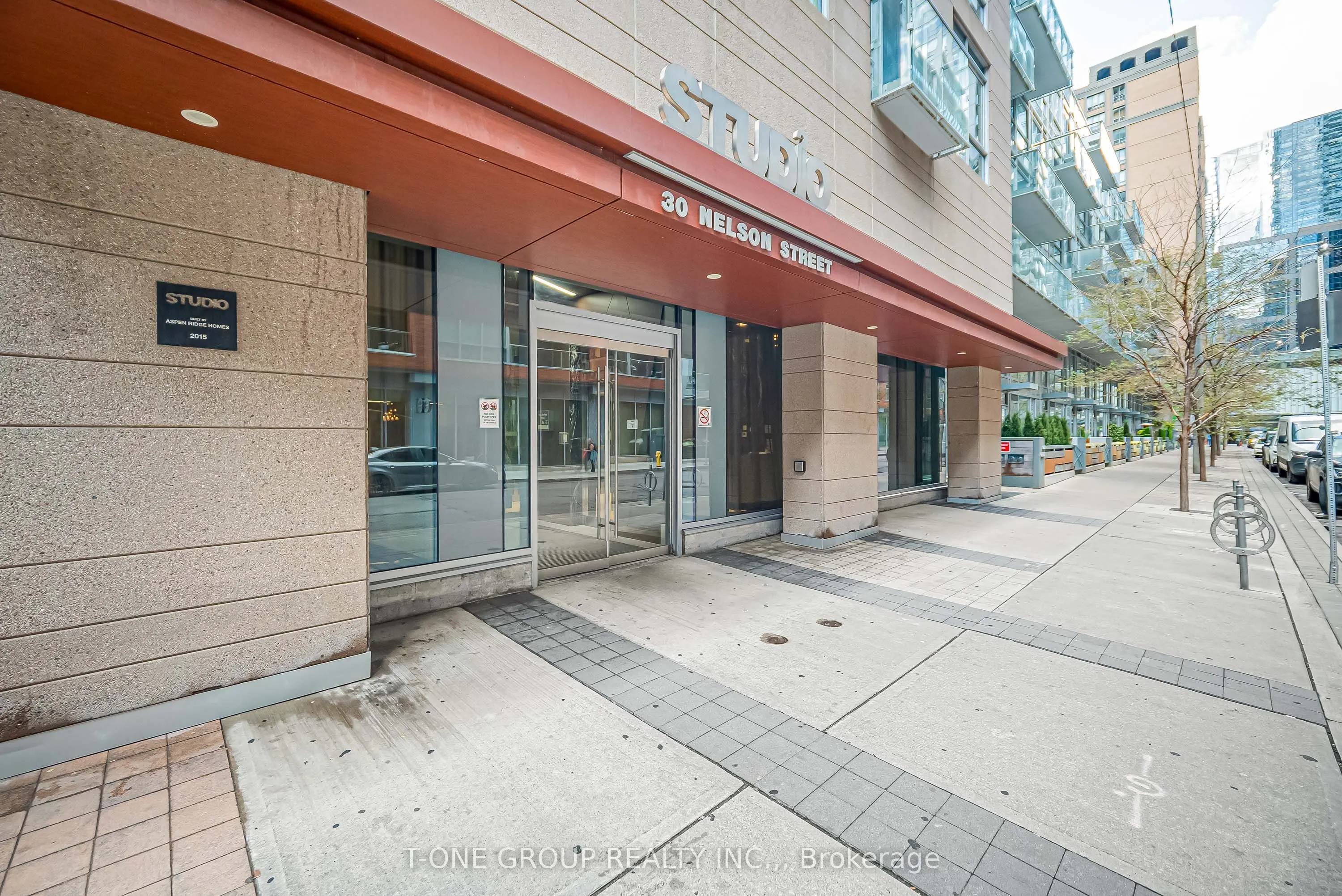 30 Nelson Street #3901