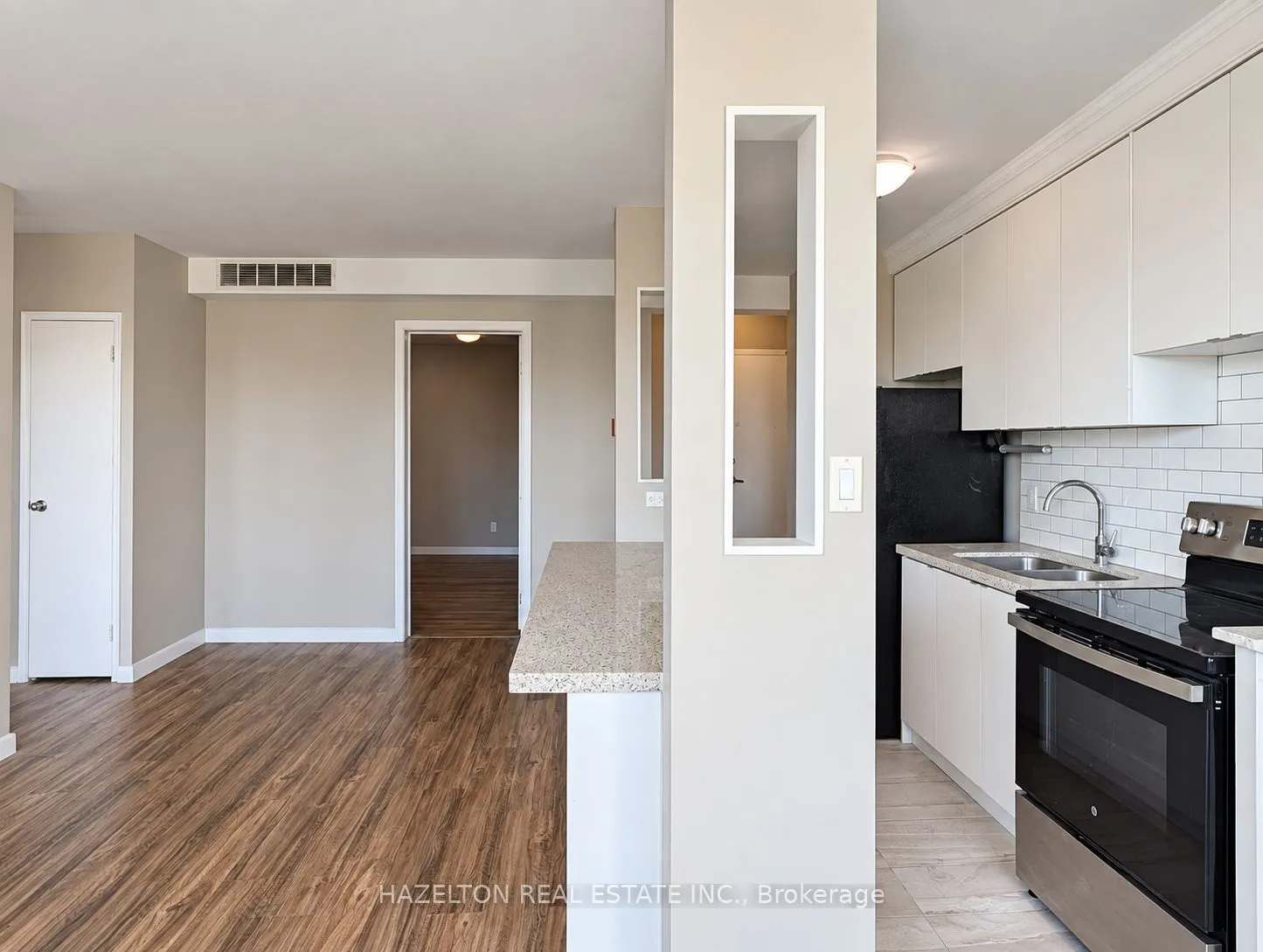 206 St George Street #809
