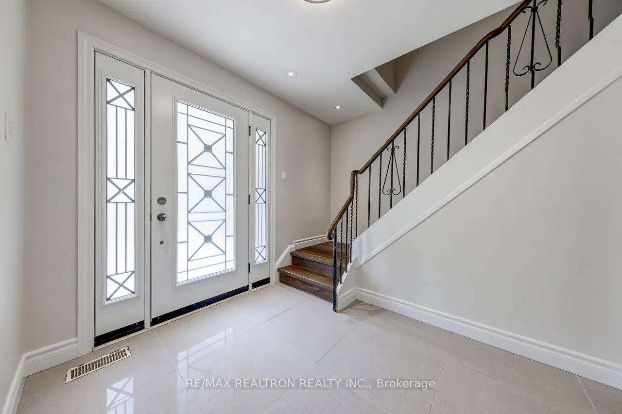 74 Aspenwood Drive