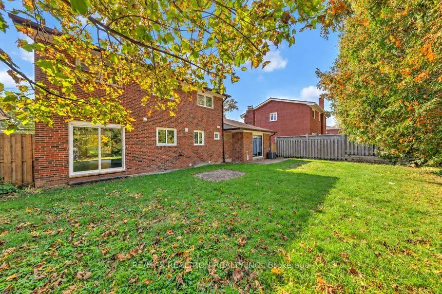74 Aspenwood Drive