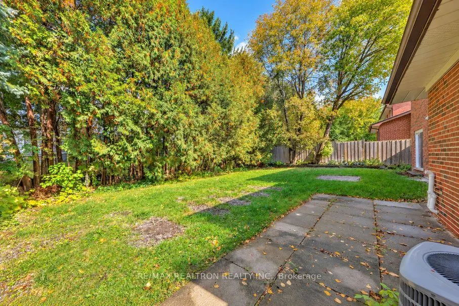 74 Aspenwood Drive
