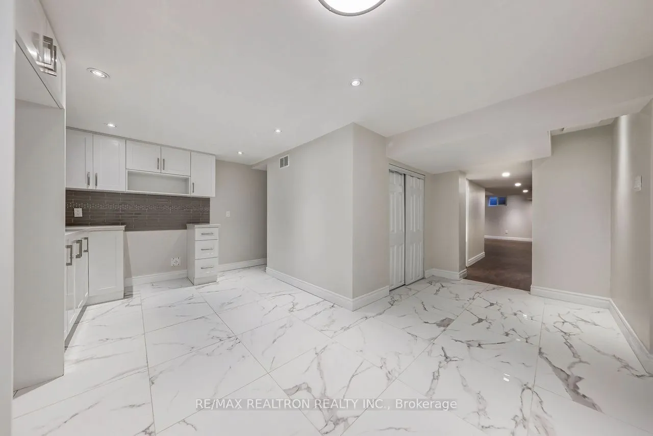 74 Aspenwood Drive