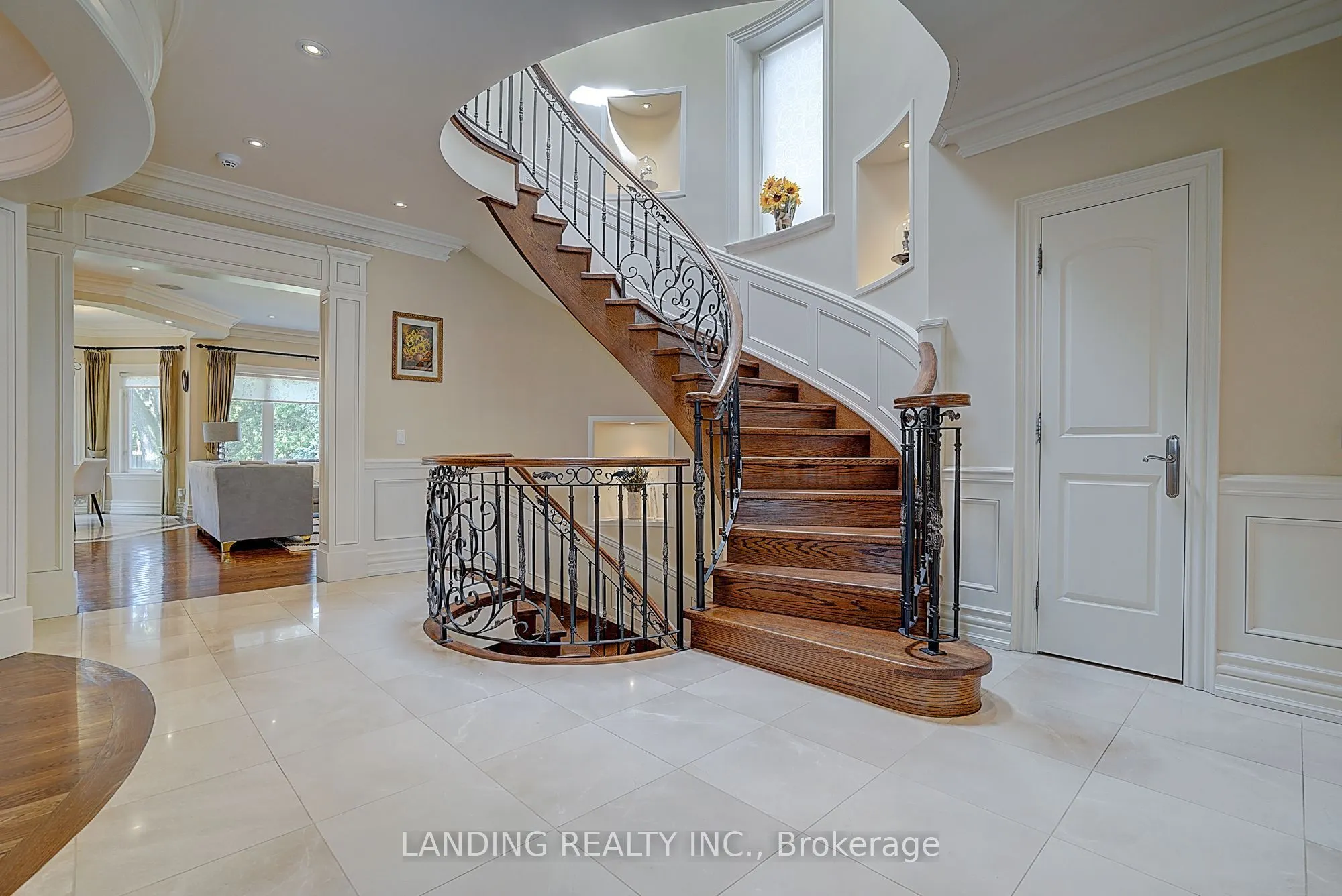 24 Abbotsford Road