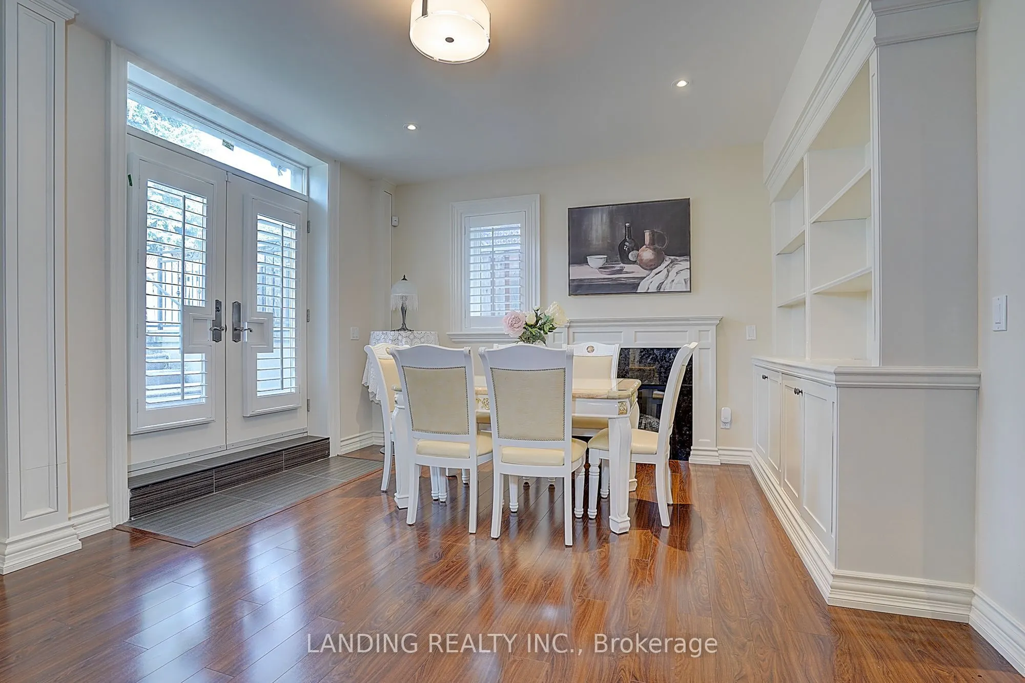 24 Abbotsford Road