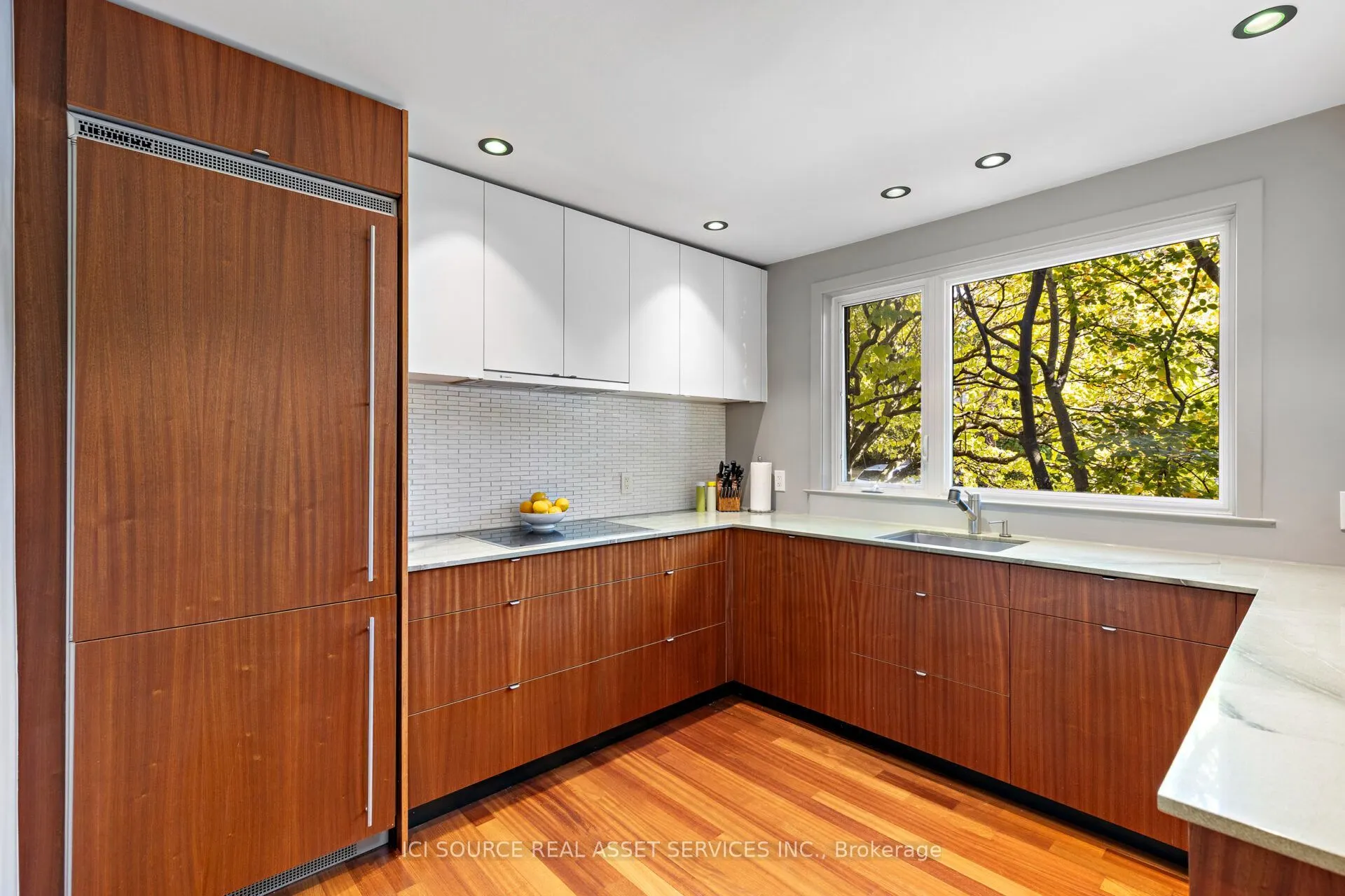 10 Red Oaks Crescent