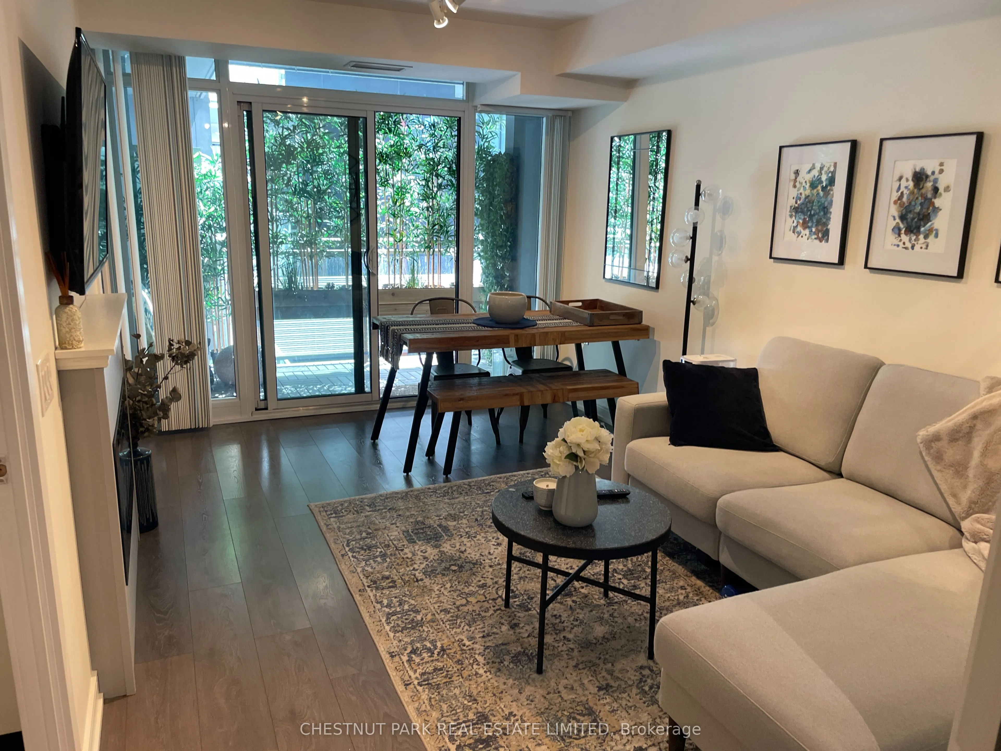 525 Adelaide Street W #701