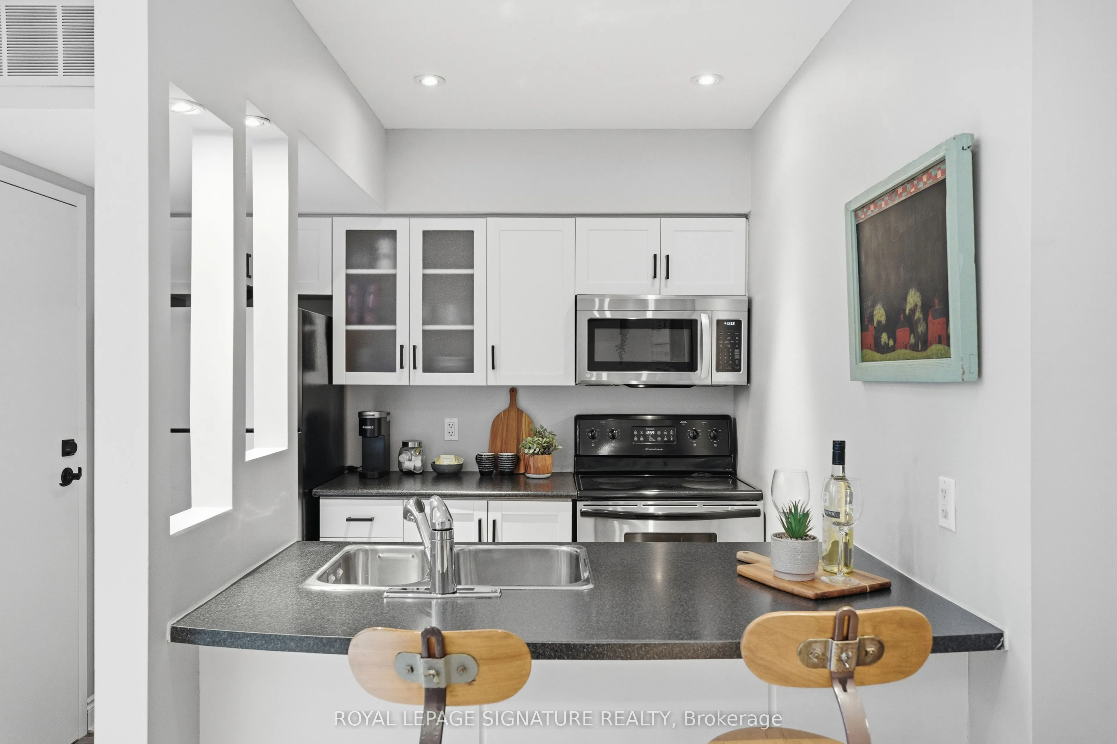 54 East Liberty Street #1021