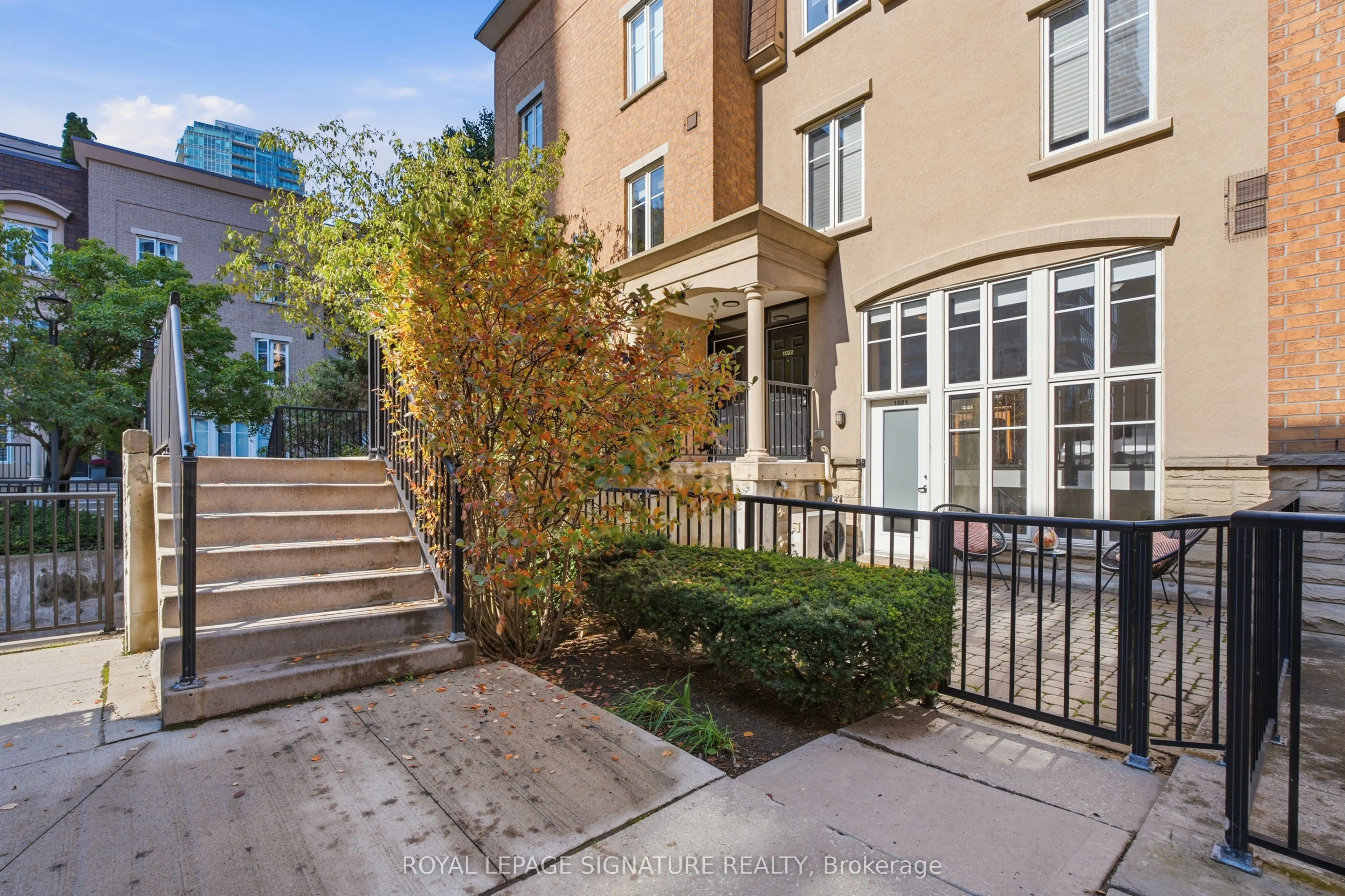 54 East Liberty Street #1021