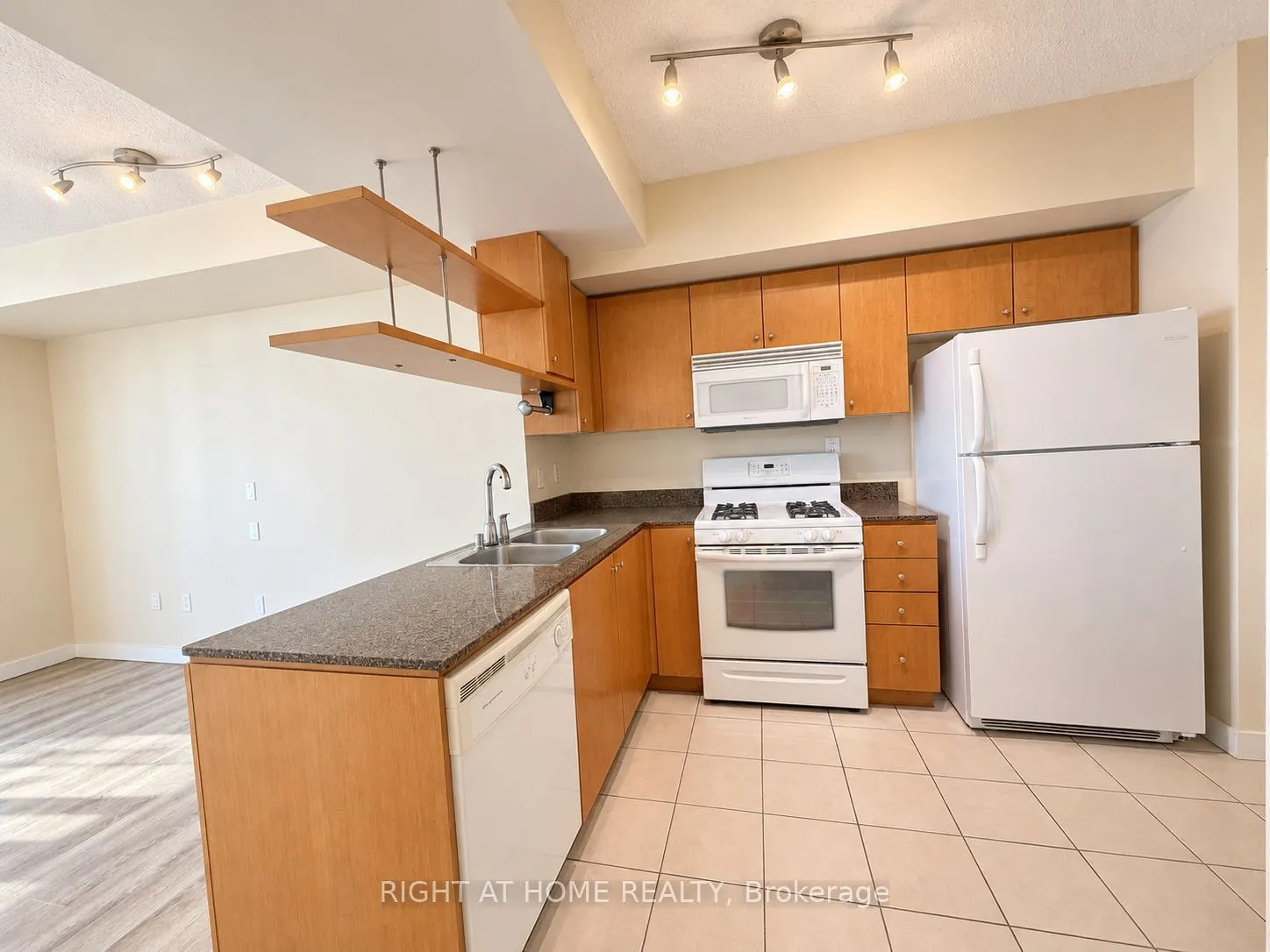 35 Mariner Terrace #2905