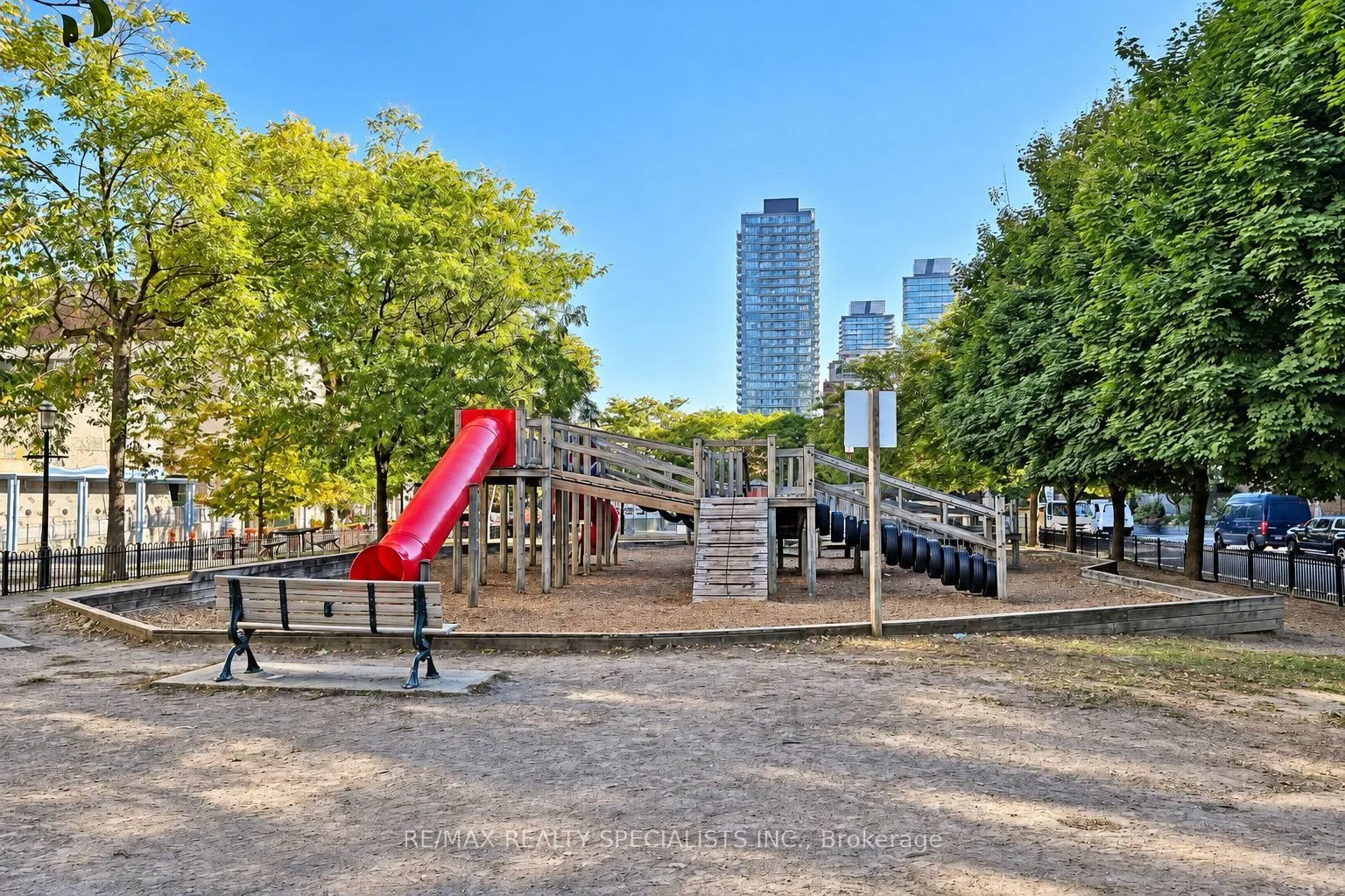 222 The Esplanade #819