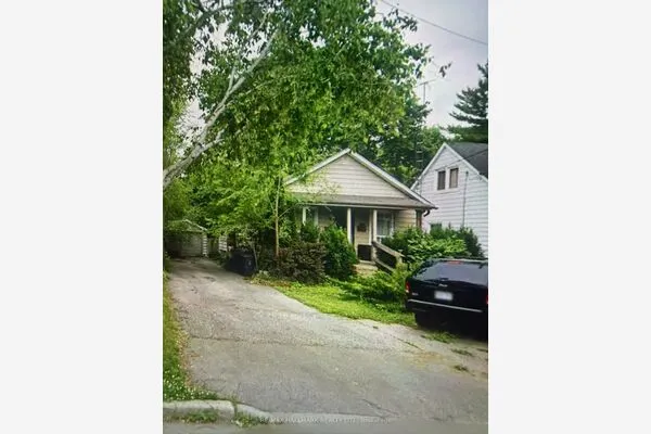 375 Hounslow Avenue
