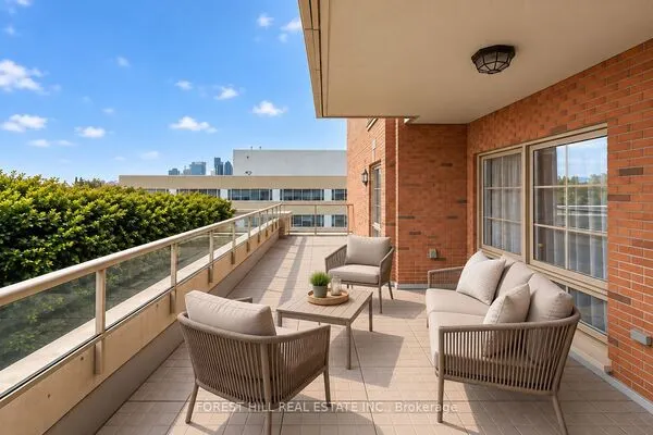 20 Burkebrook Place