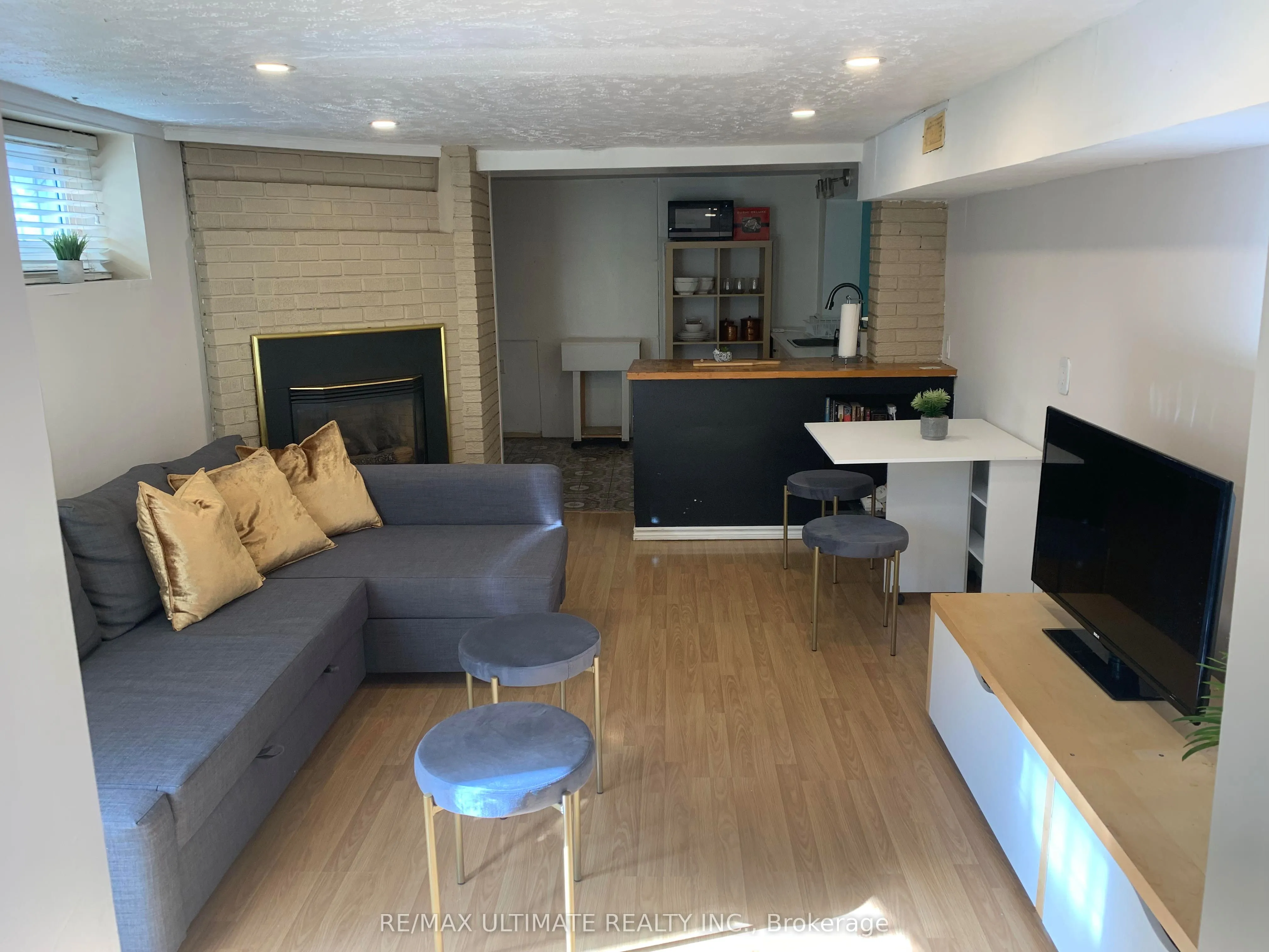38 Rolyat Street #Bsmt