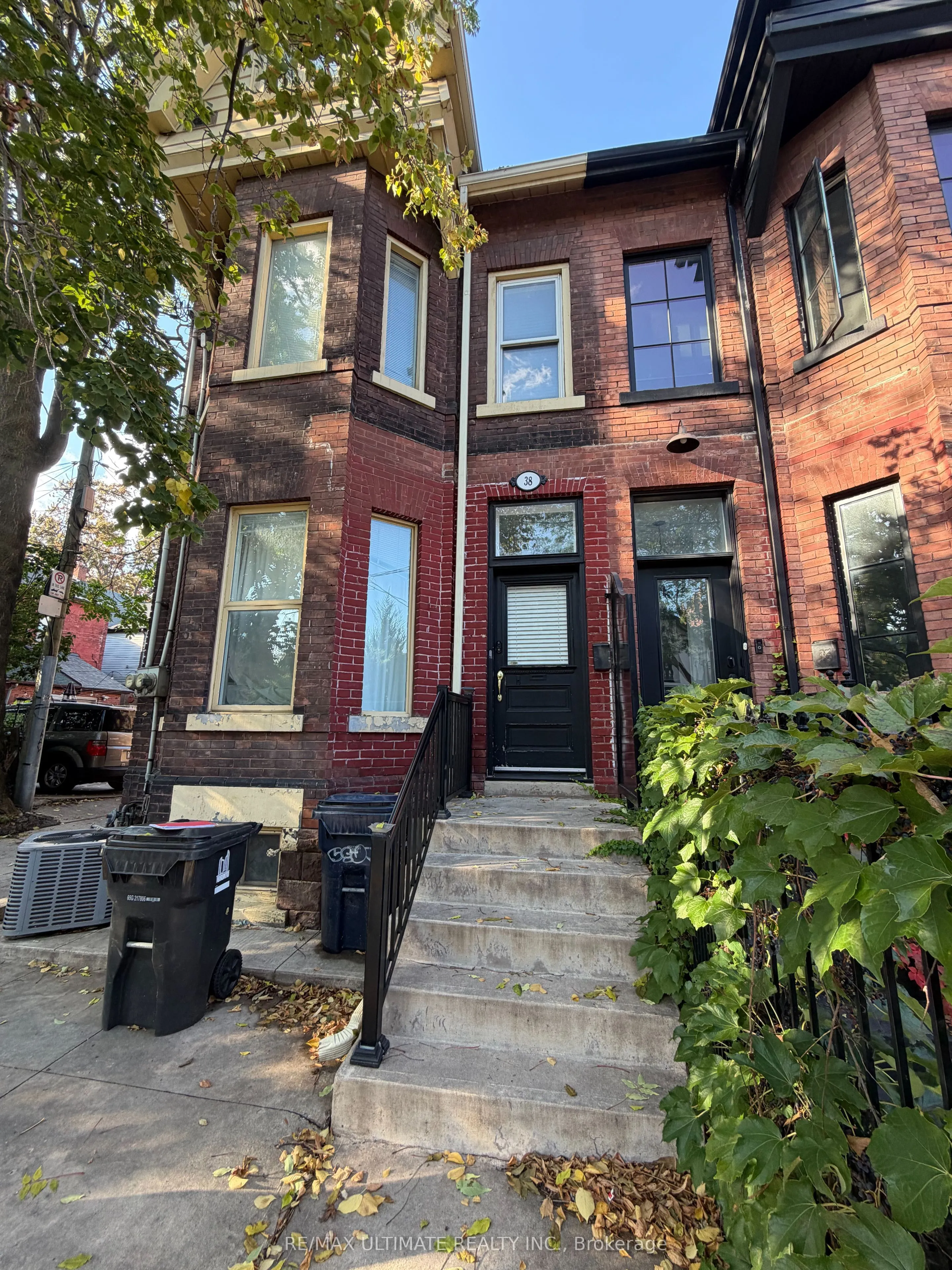 38 Rolyat Street #Bsmt