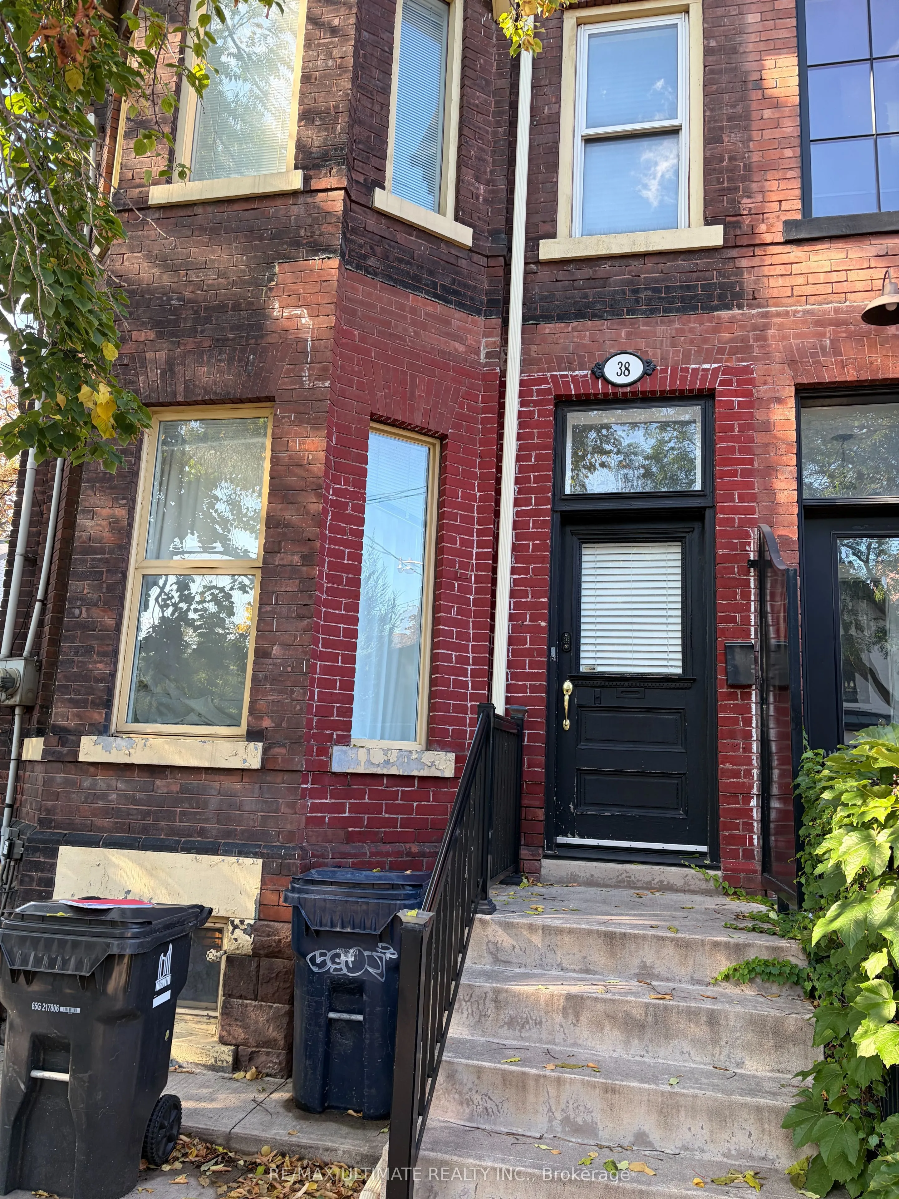 38 Rolyat Street #Bsmt