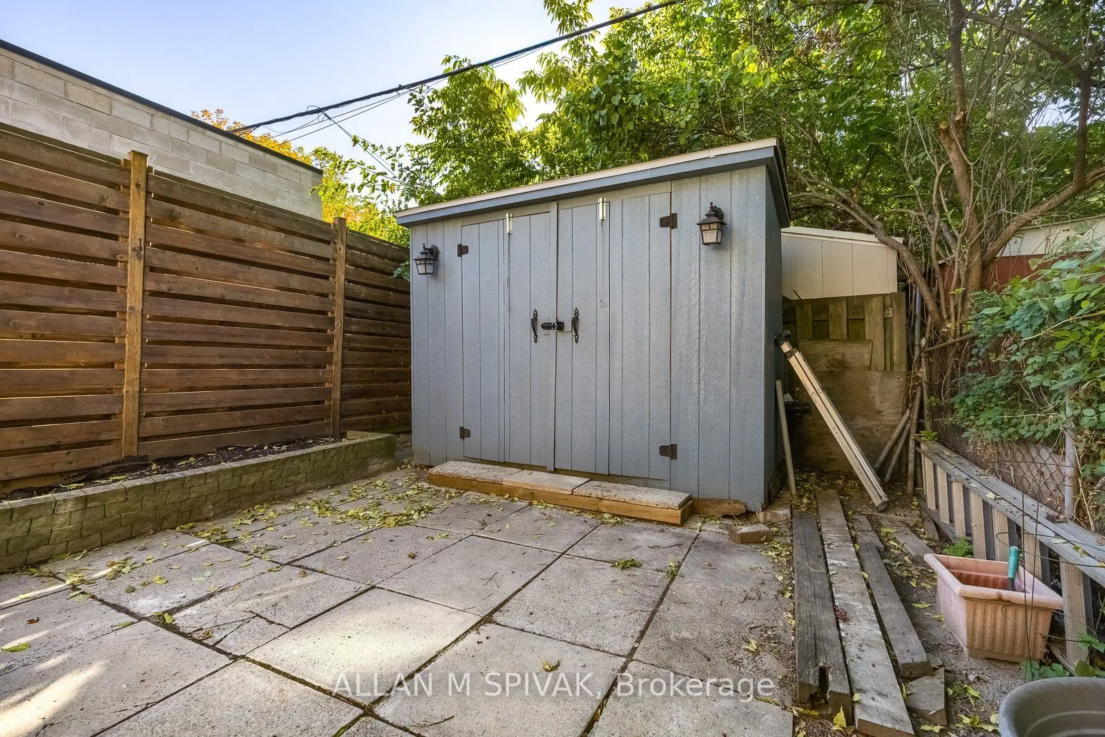 442 Crawford Street