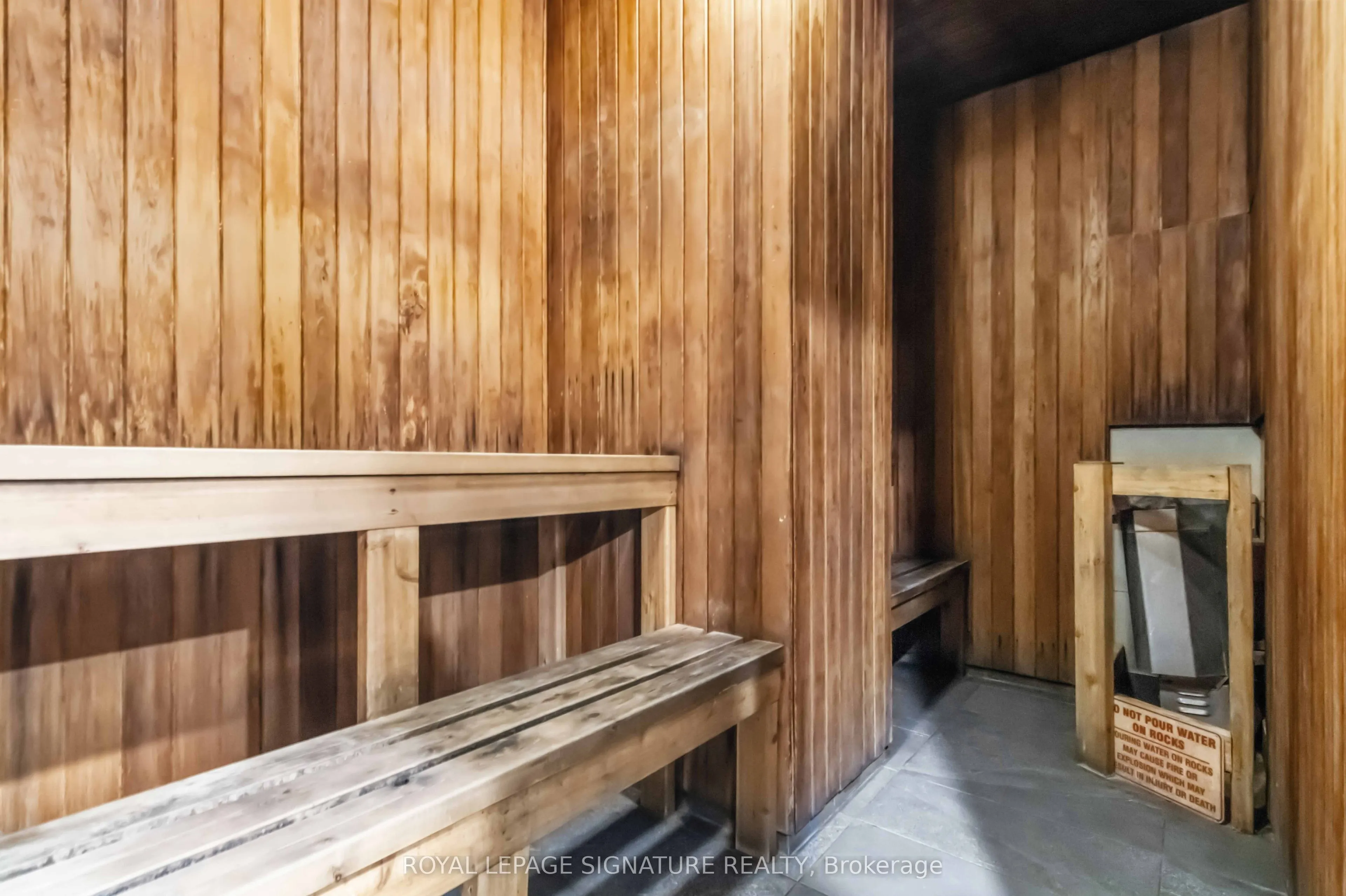 231 Fort York Boulevard #225