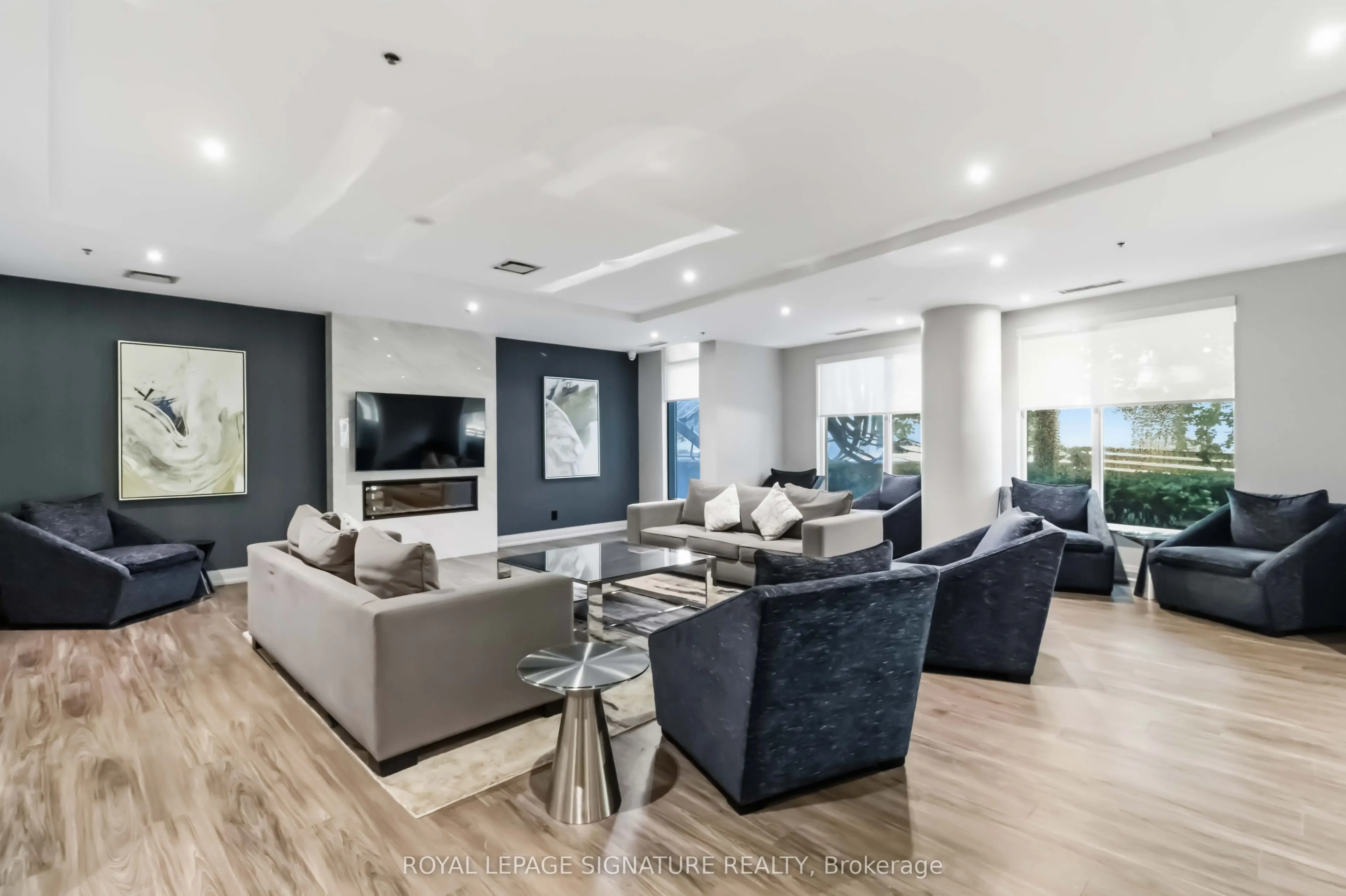 231 Fort York Boulevard #225