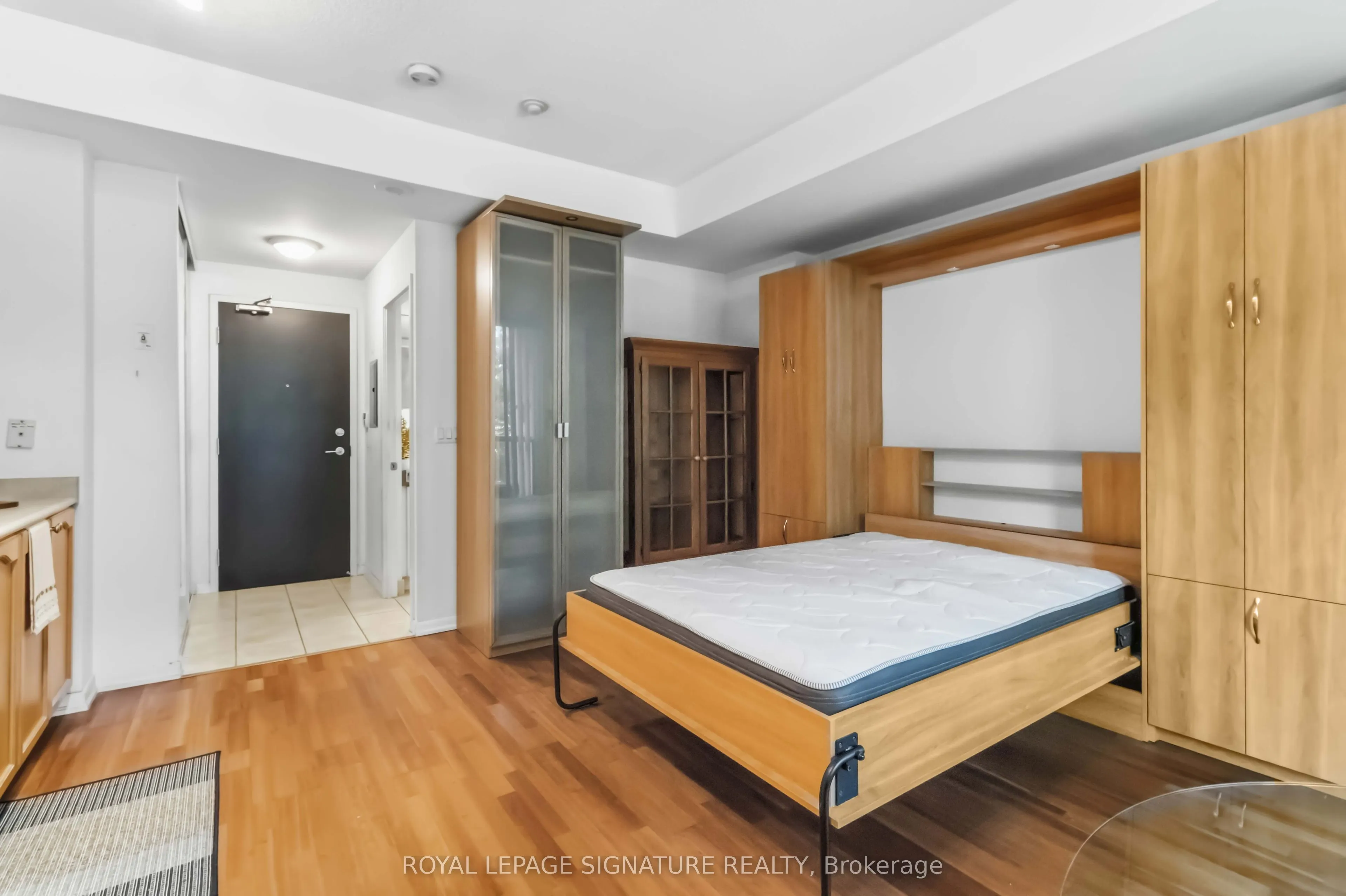 231 Fort York Boulevard #225