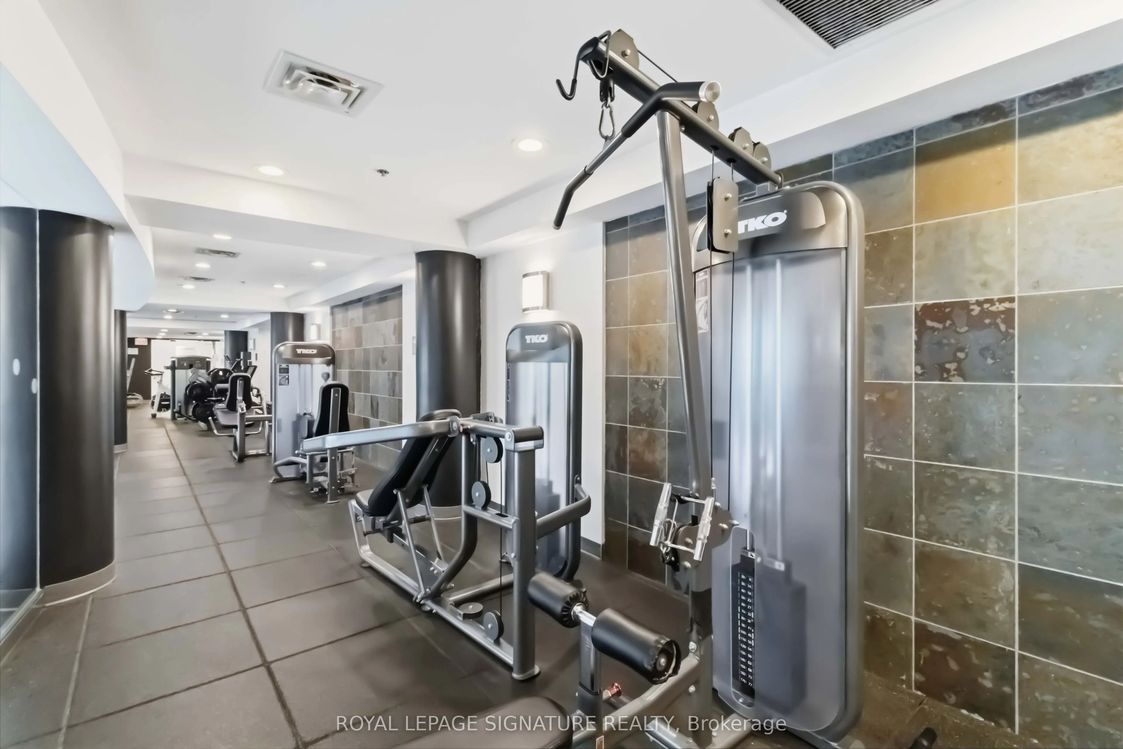 231 Fort York Boulevard #225