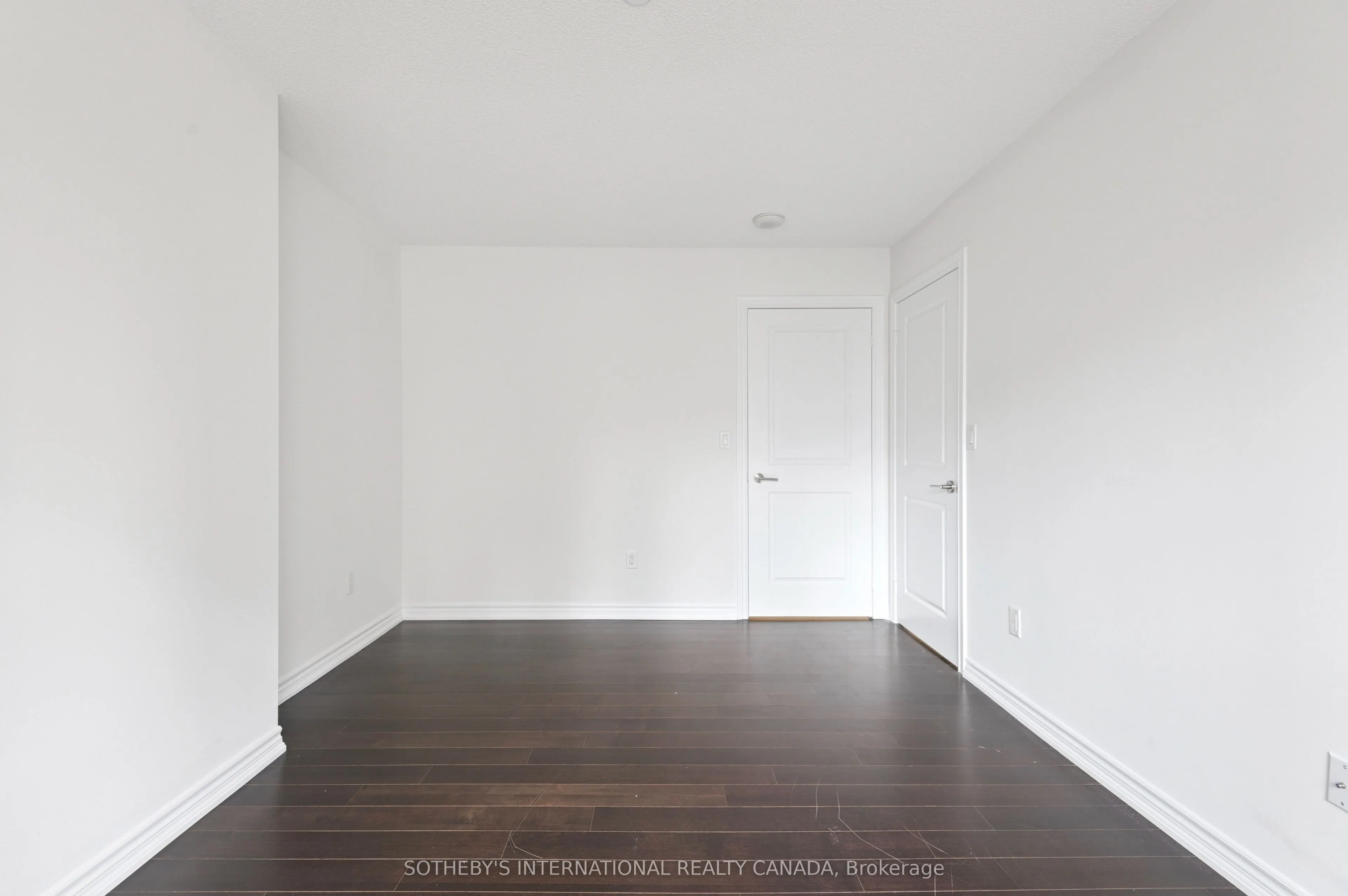 386 Yonge Street #602