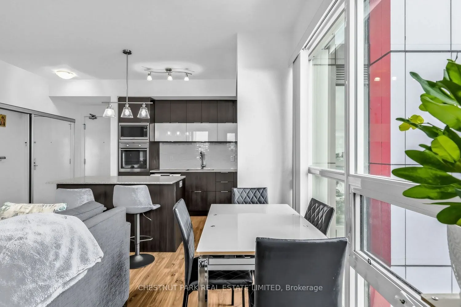 318 Richmond Street W #3001
