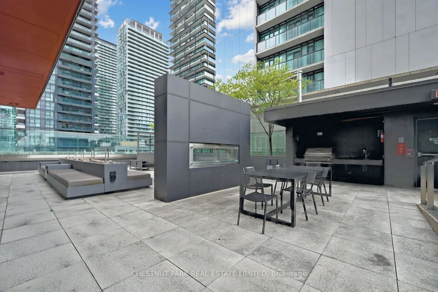 318 Richmond Street W #3001