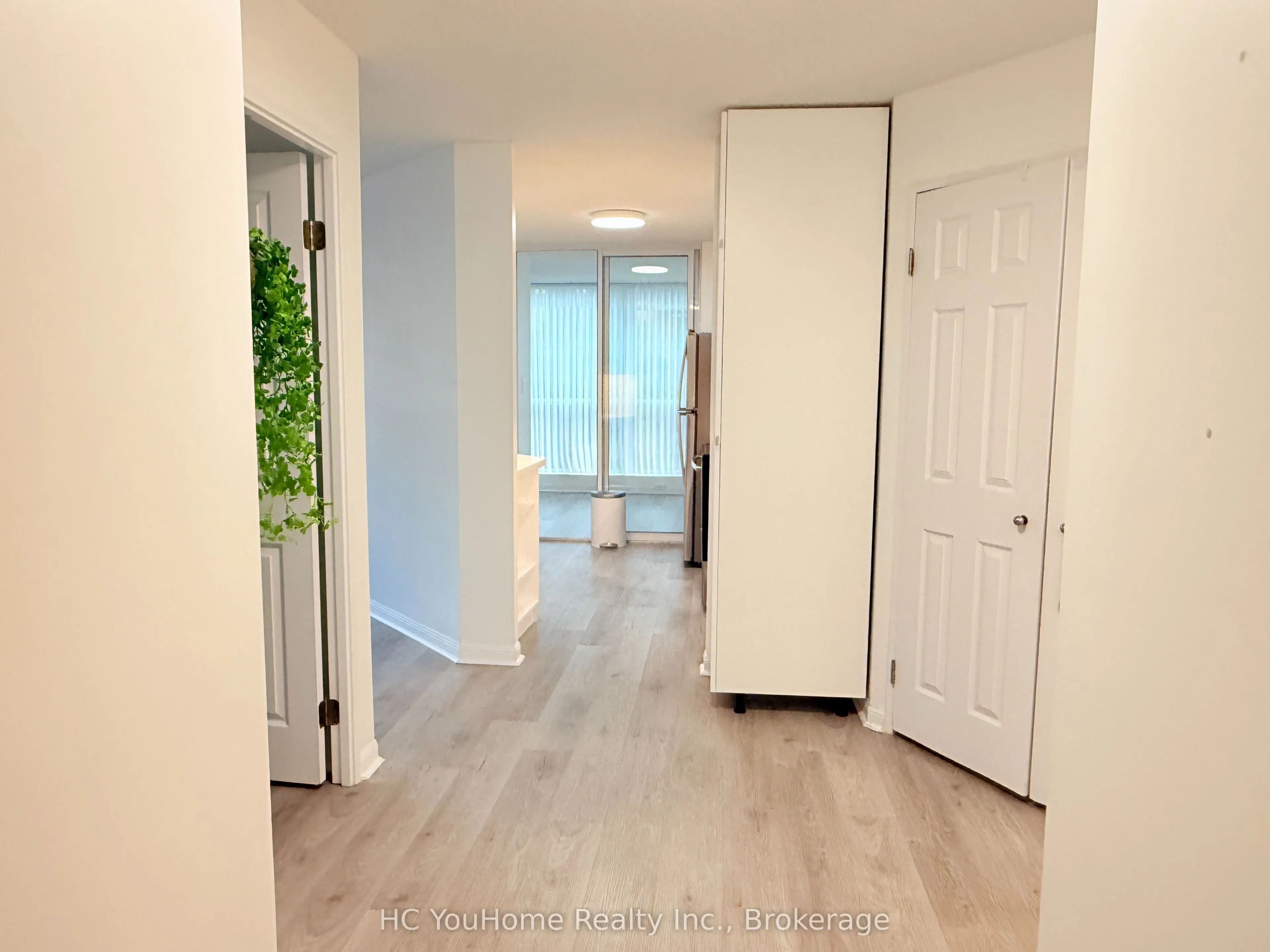 24 Wellesley Street W #212