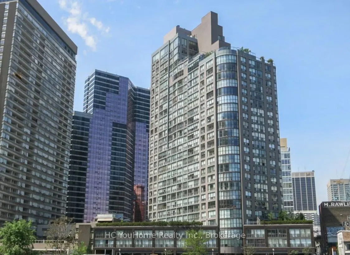 24 Wellesley Street W #212