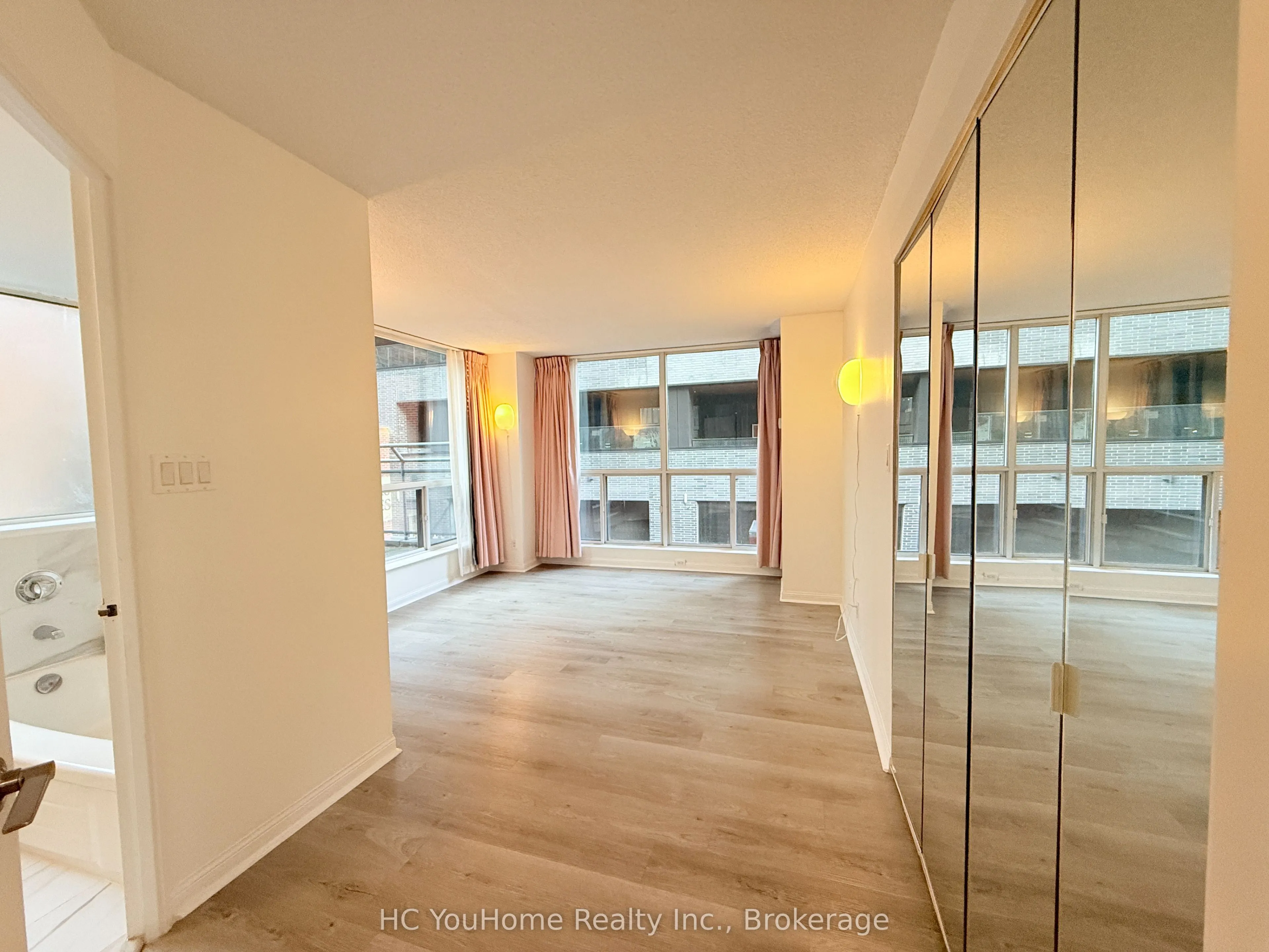 24 Wellesley Street W #212