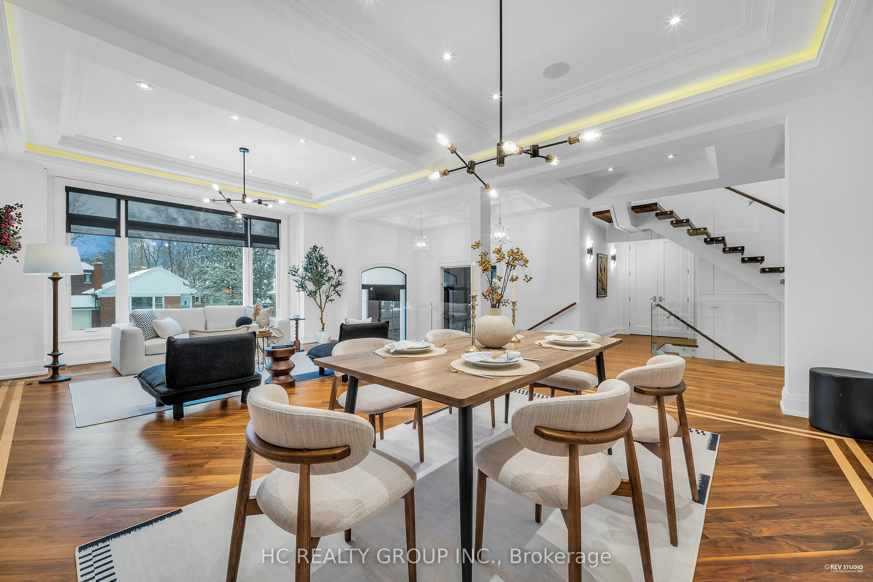 92 Glen Rush Boulevard