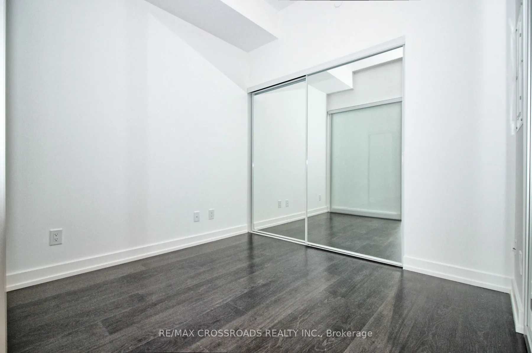 19 Western Battery Road #712