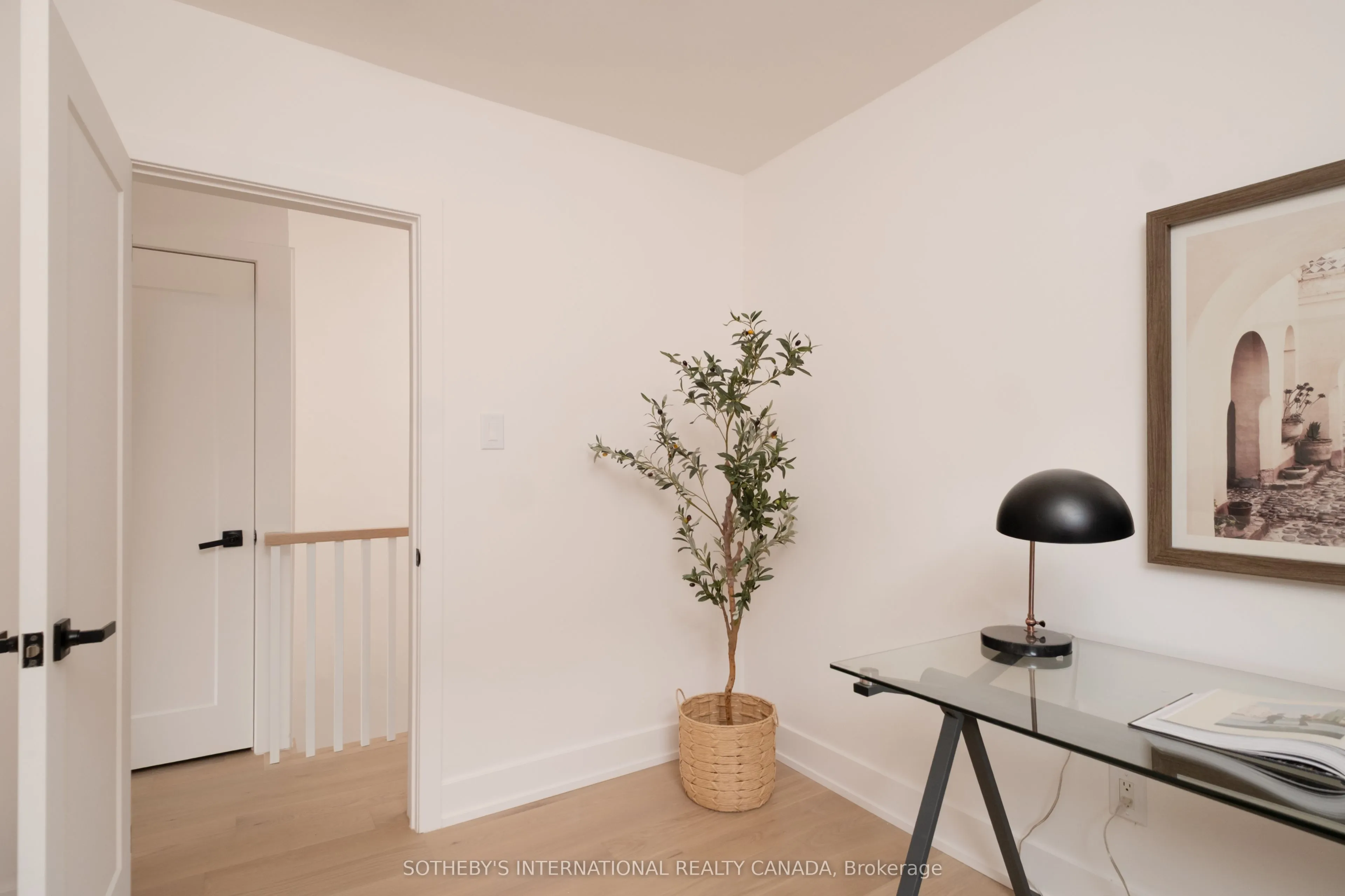18 Thurston Road