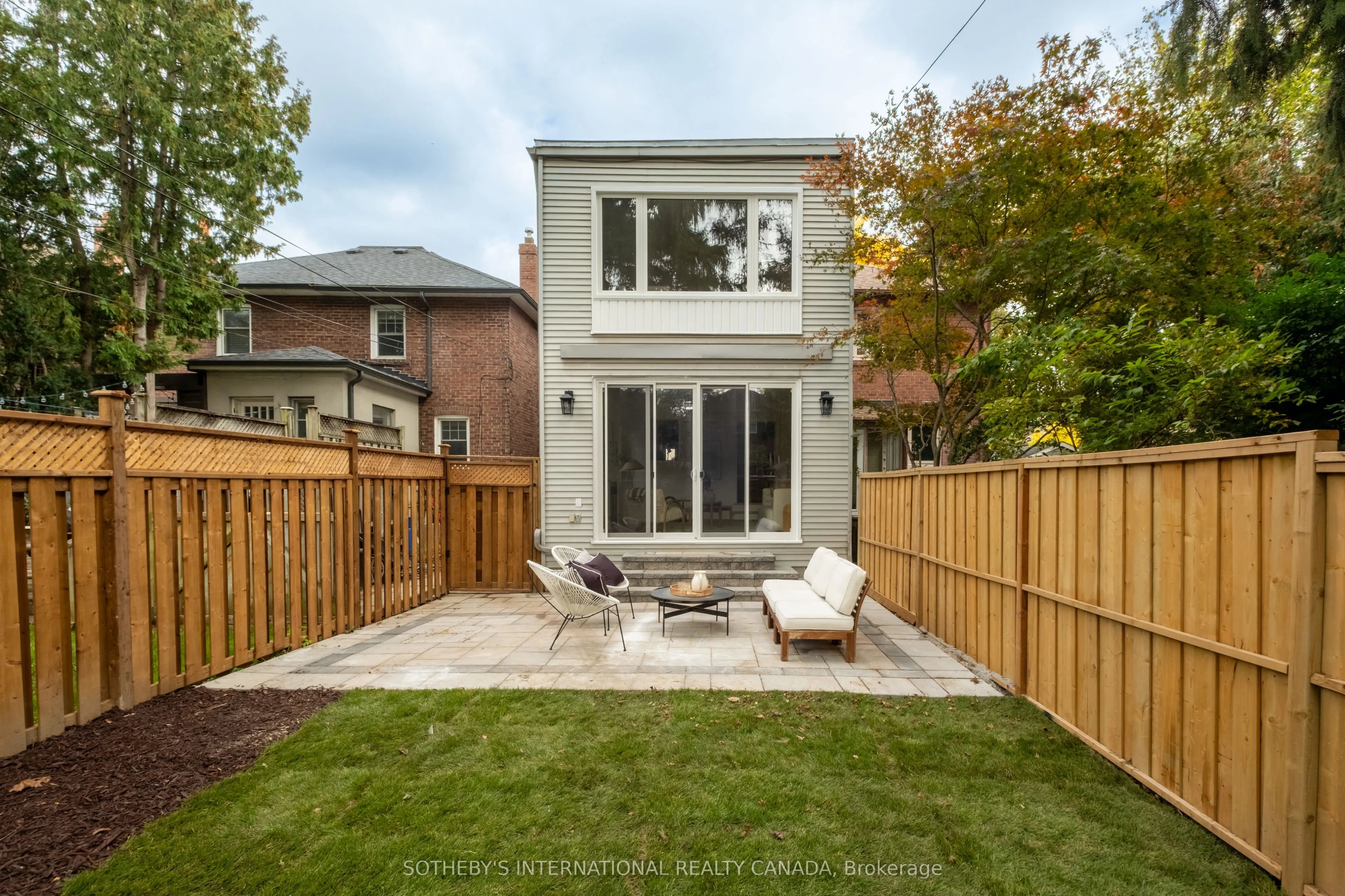 18 Thurston Road
