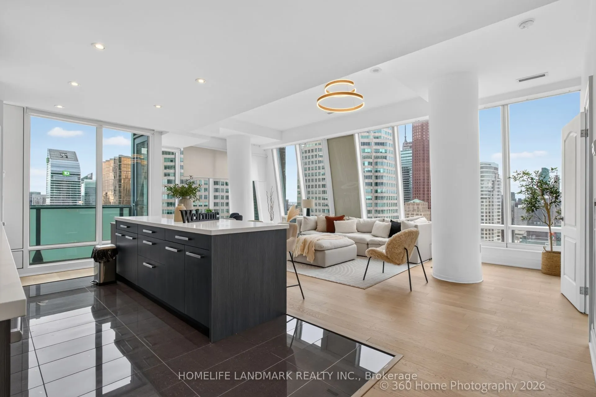 8 The Esplanade #4804