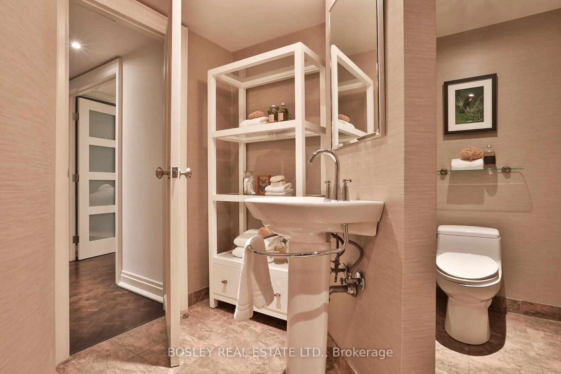4 Lowther Avenue #101