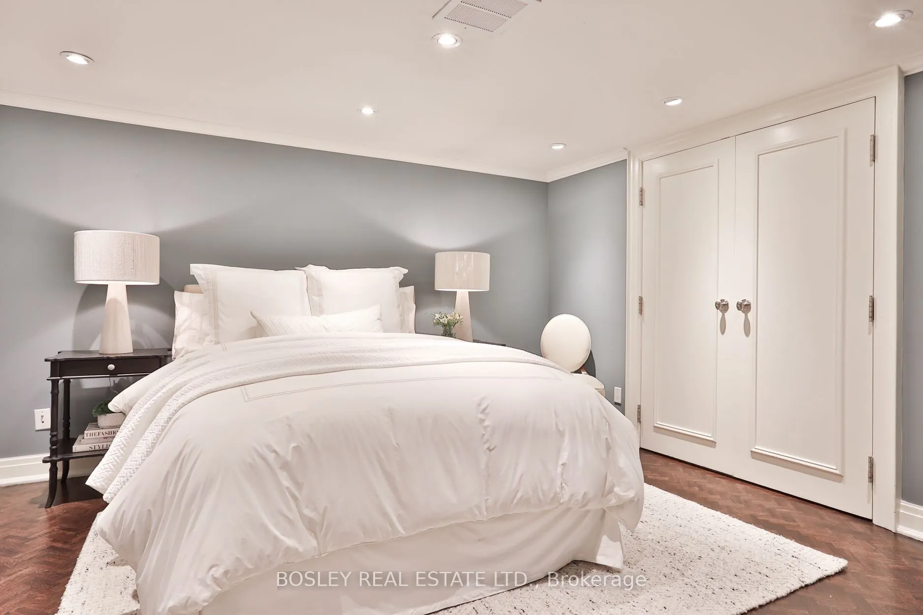 4 Lowther Avenue #101