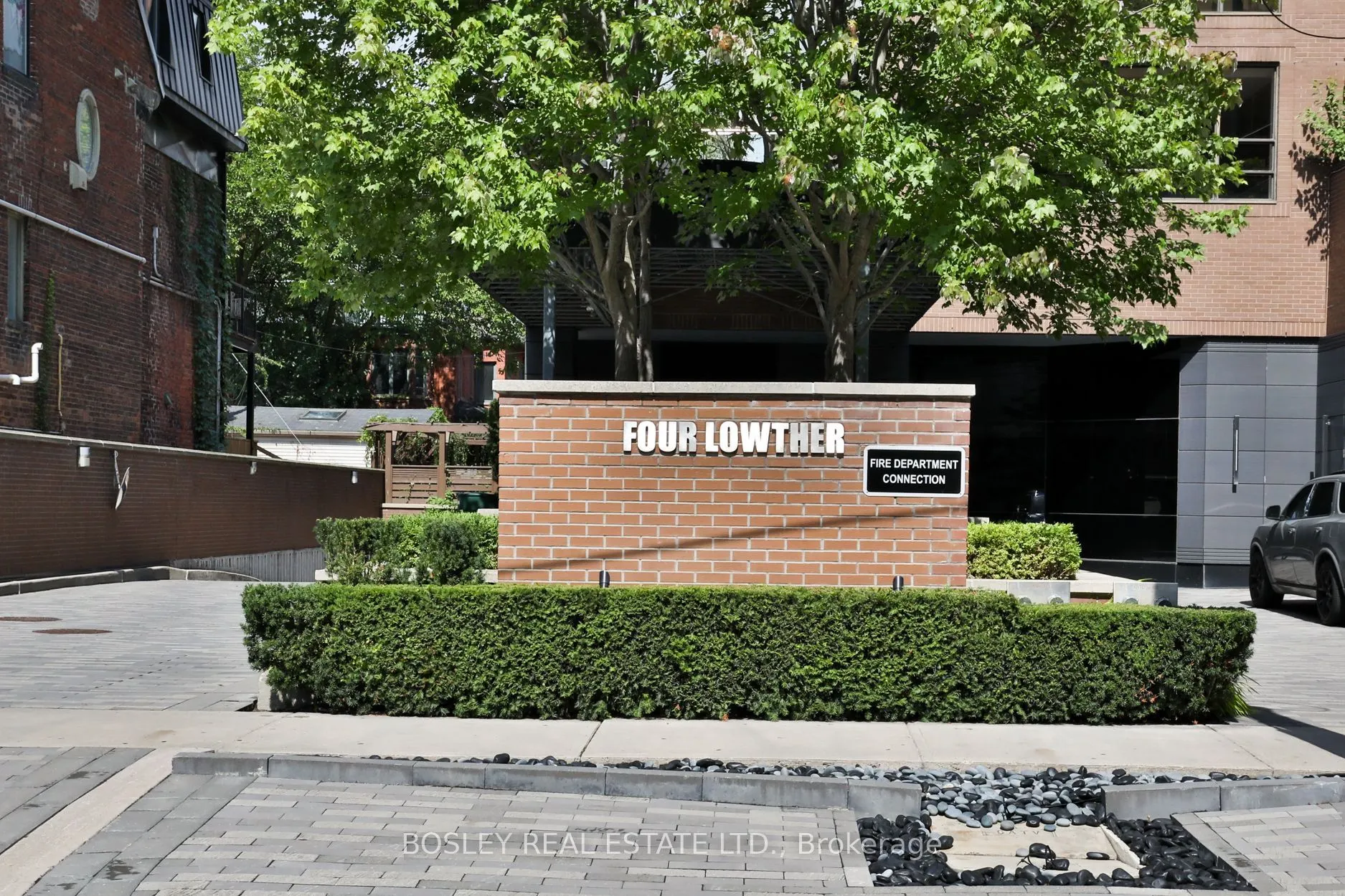 4 Lowther Avenue #101