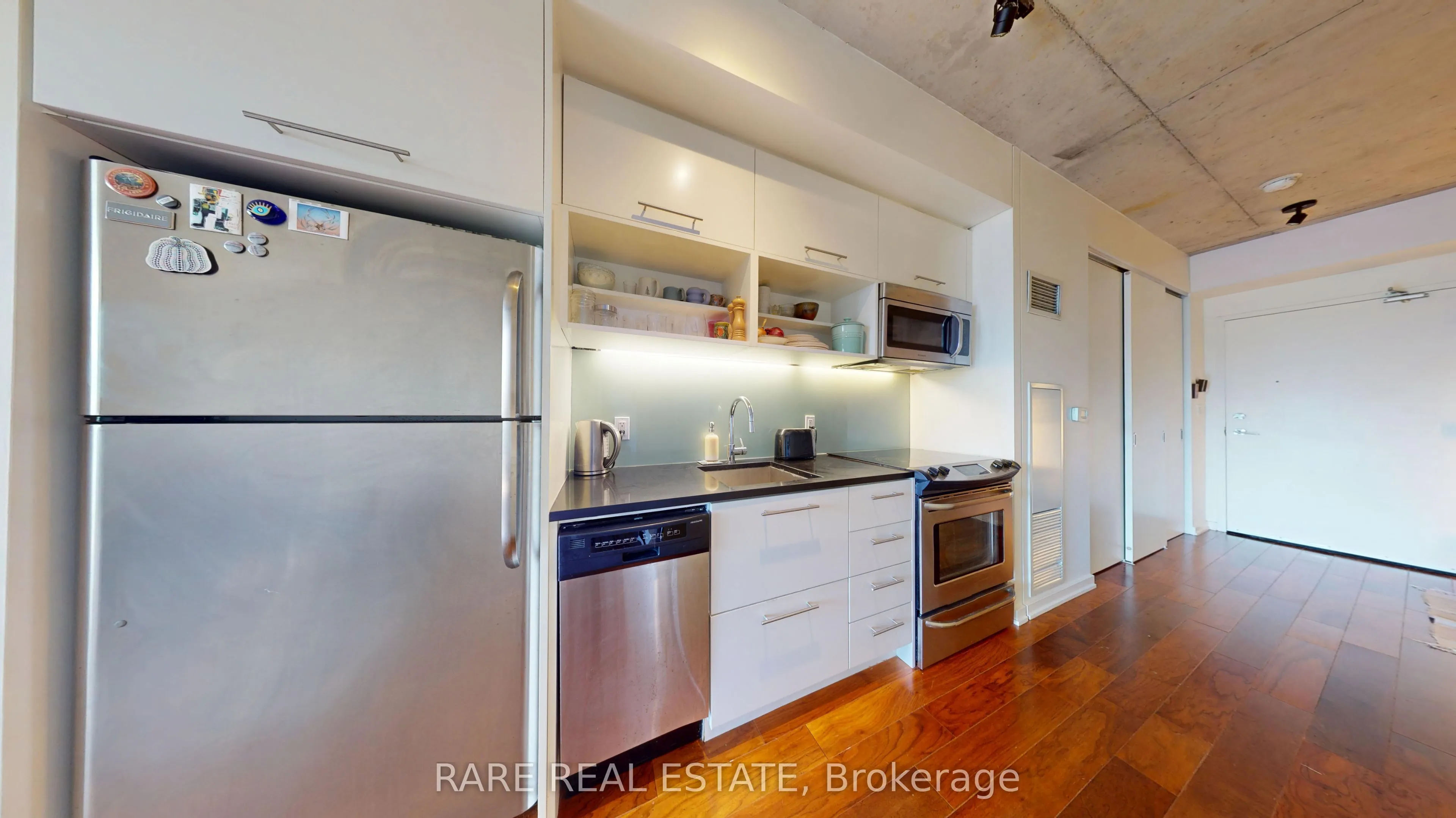 47 Lower River Street #542