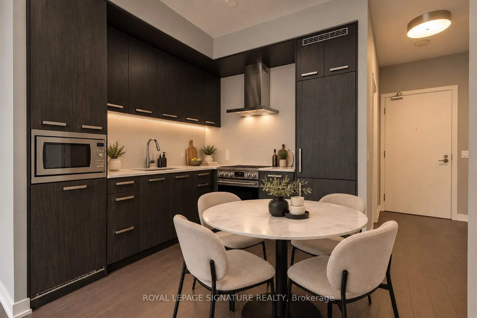 455 Front Street E #N416