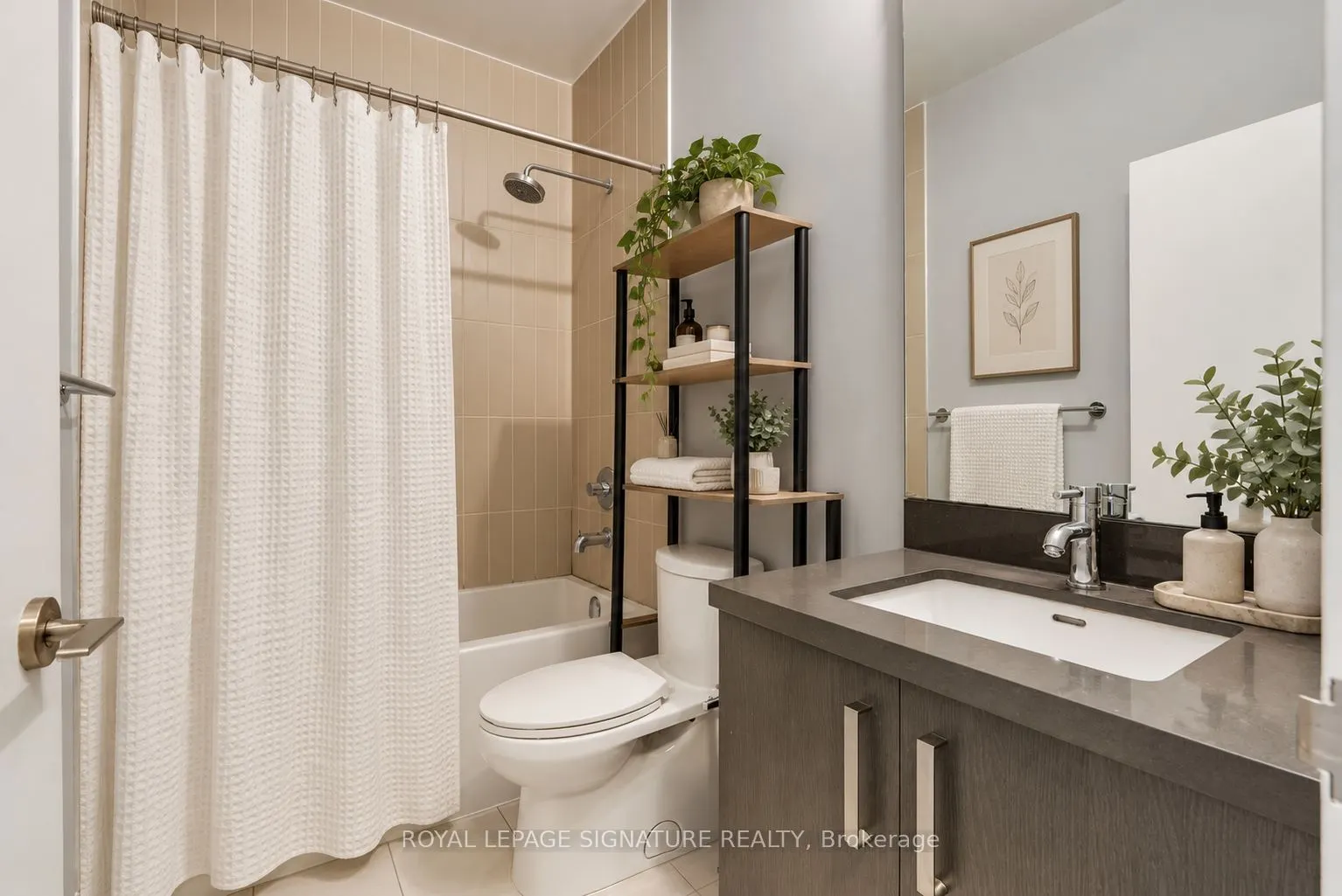 455 Front Street E #N416