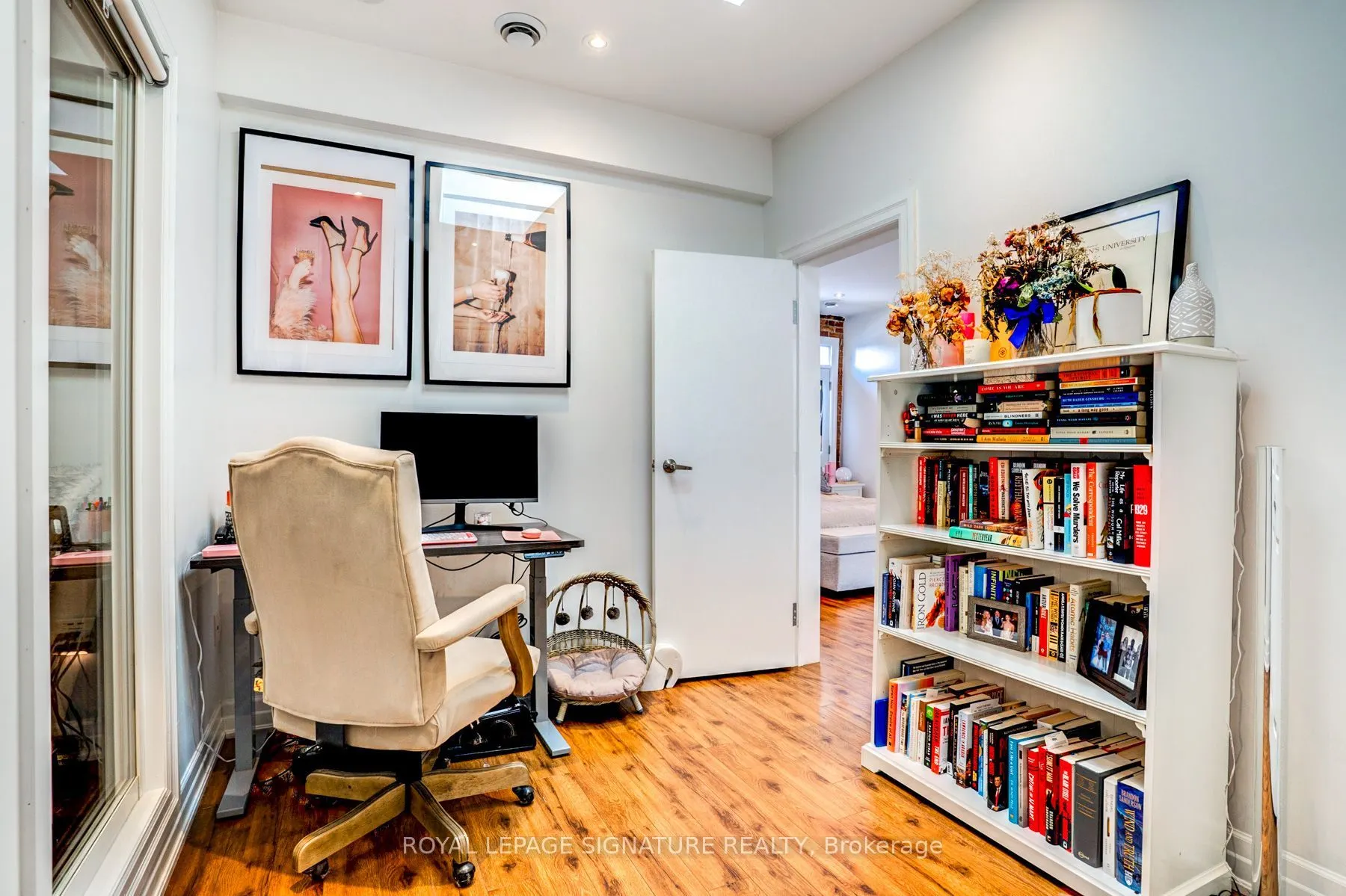 753-755 Richmond Street W
