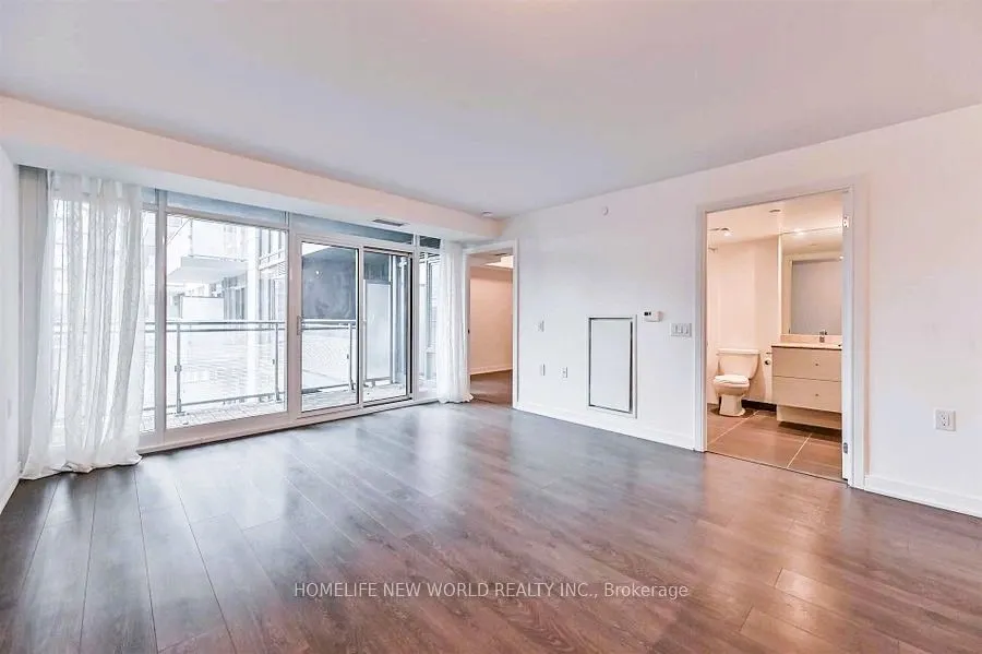 525 Adelaide Street W #719