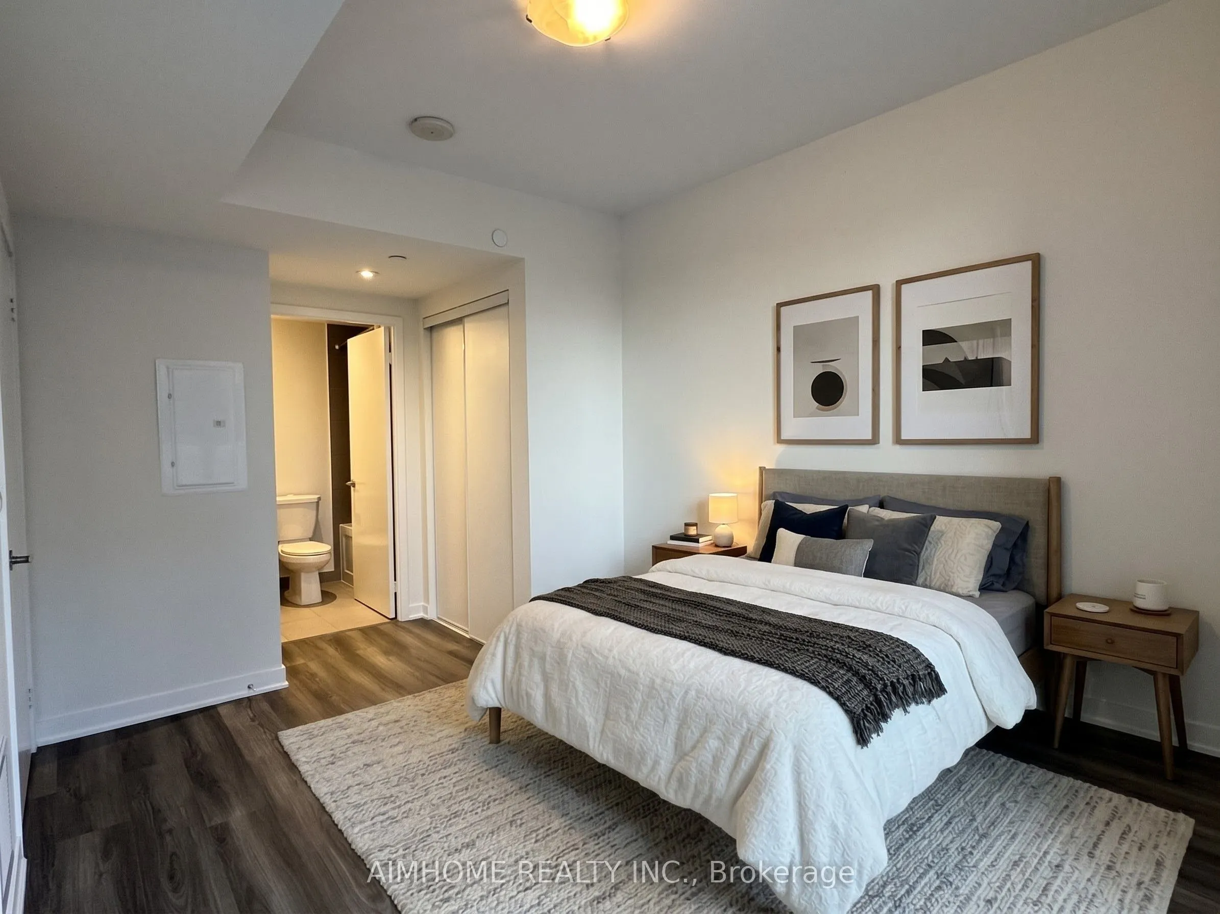 100 Harbour Street #3310