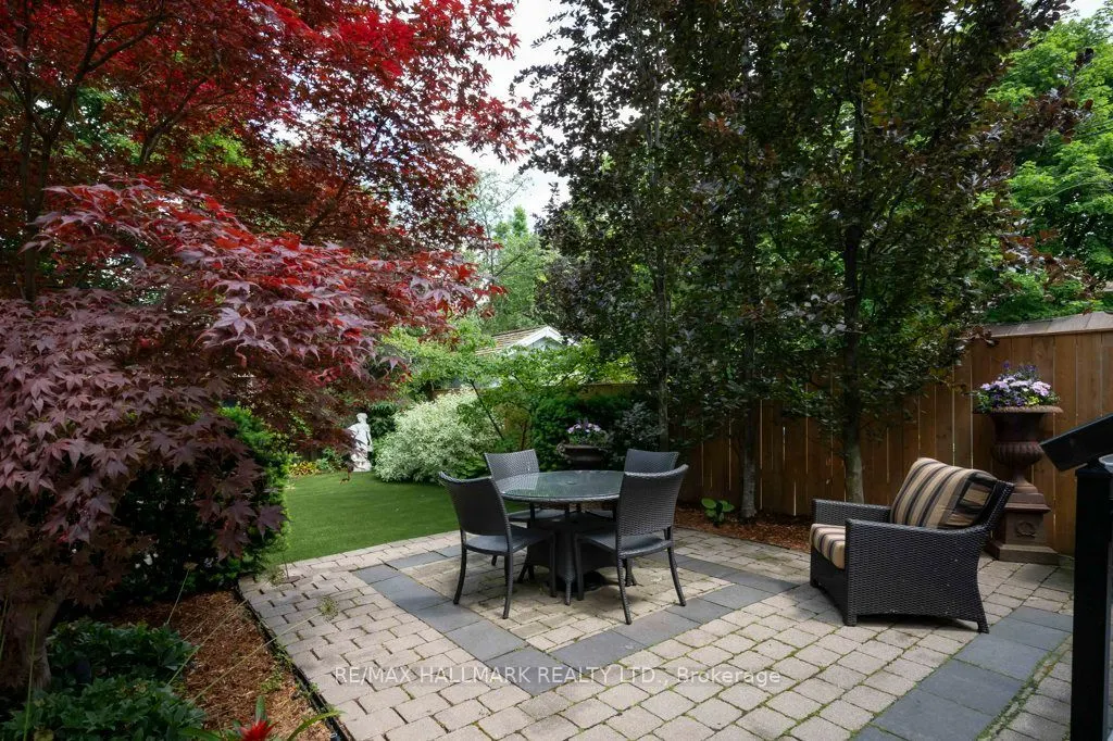 29 Standish Avenue