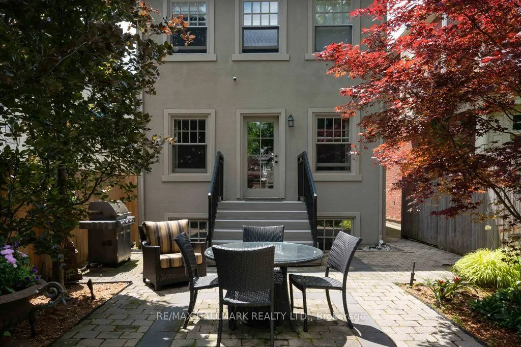 29 Standish Avenue